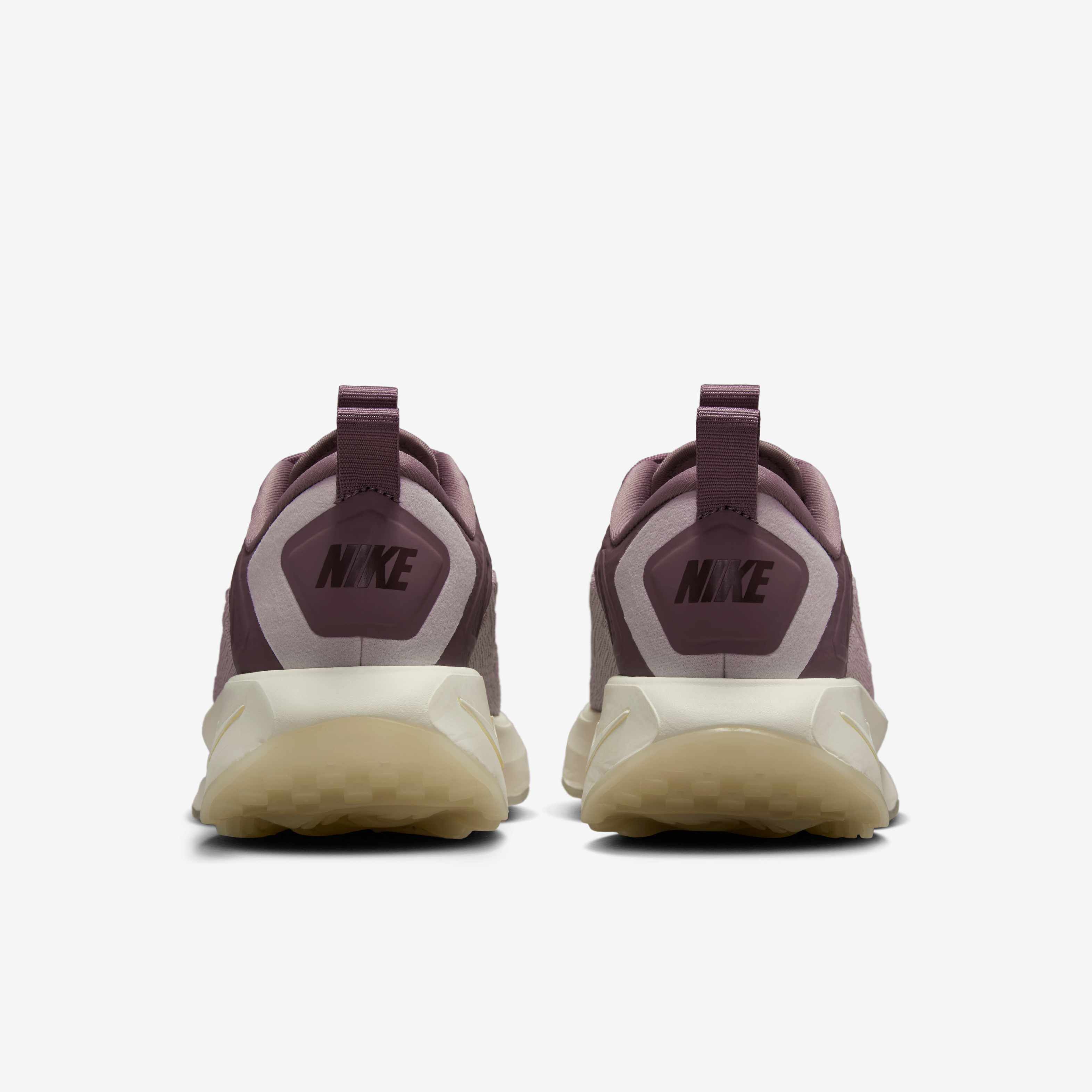 نايكي موتيفا اس بي image number 5