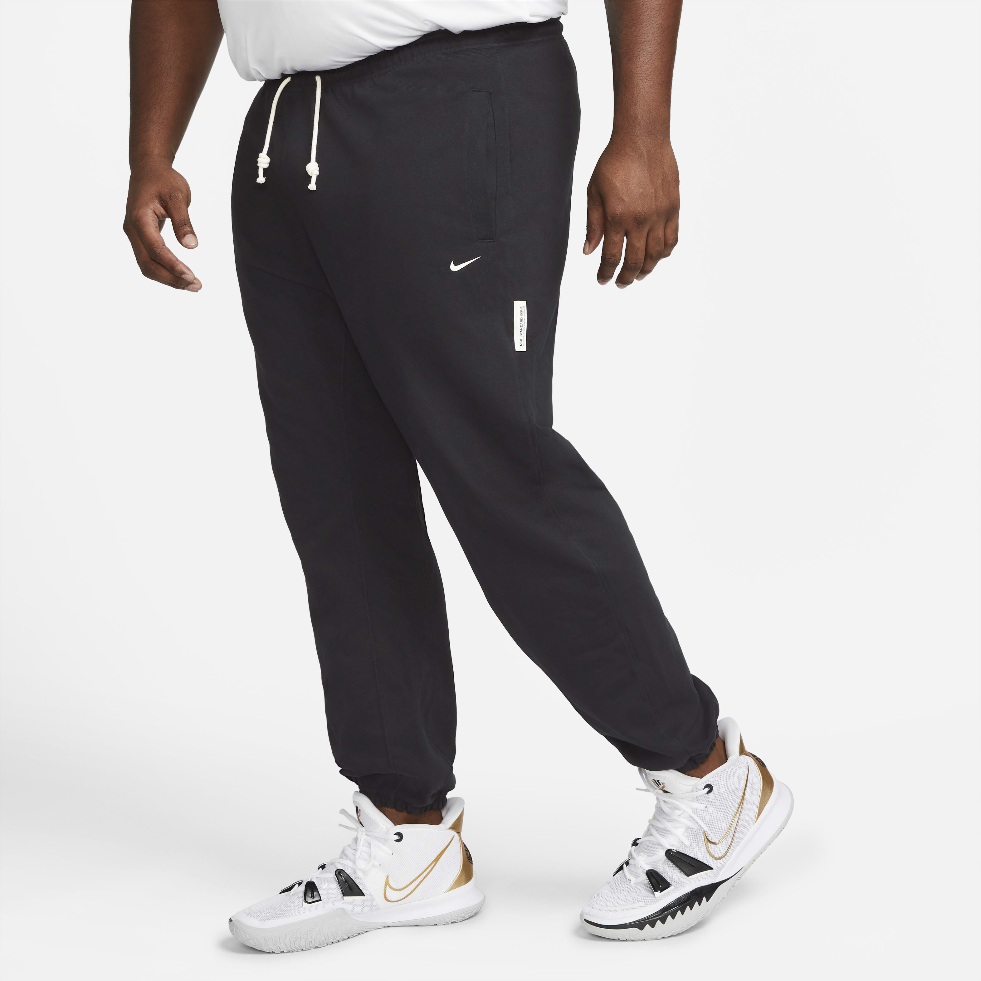 Nike Standard Issue image number 7