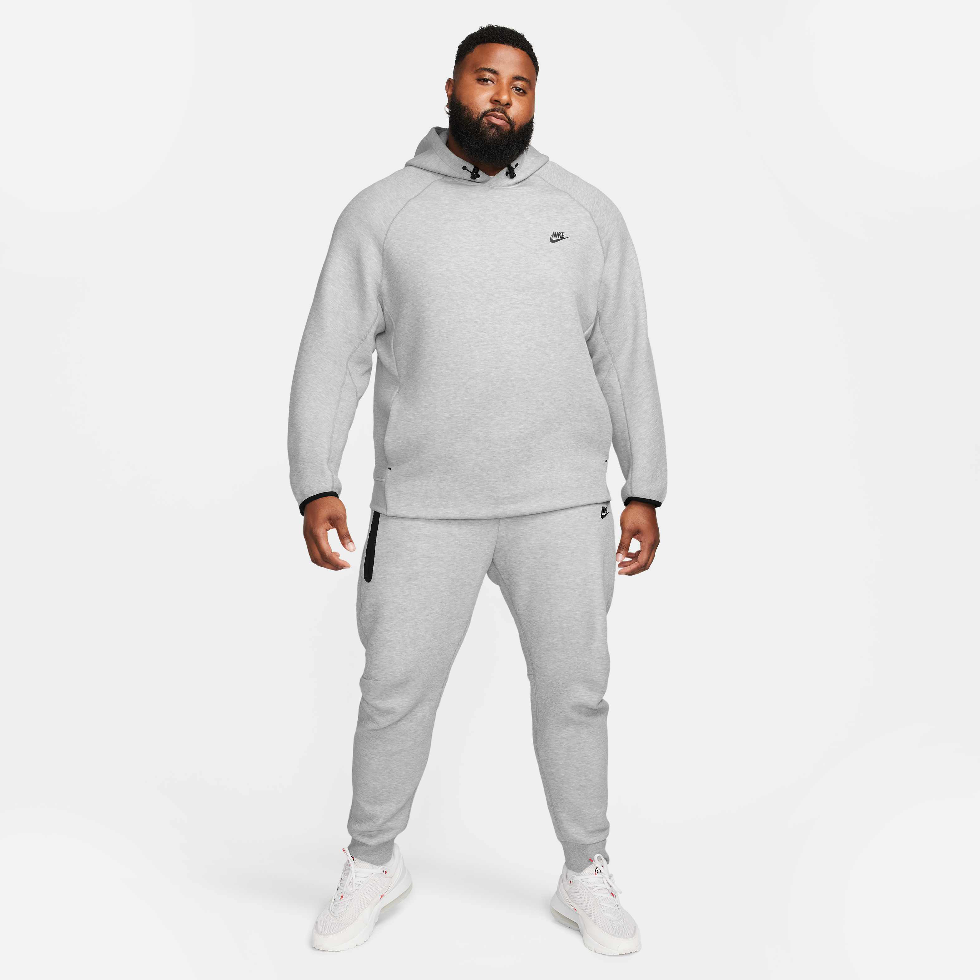 Nike Sportswear Tech Fleece image number 16