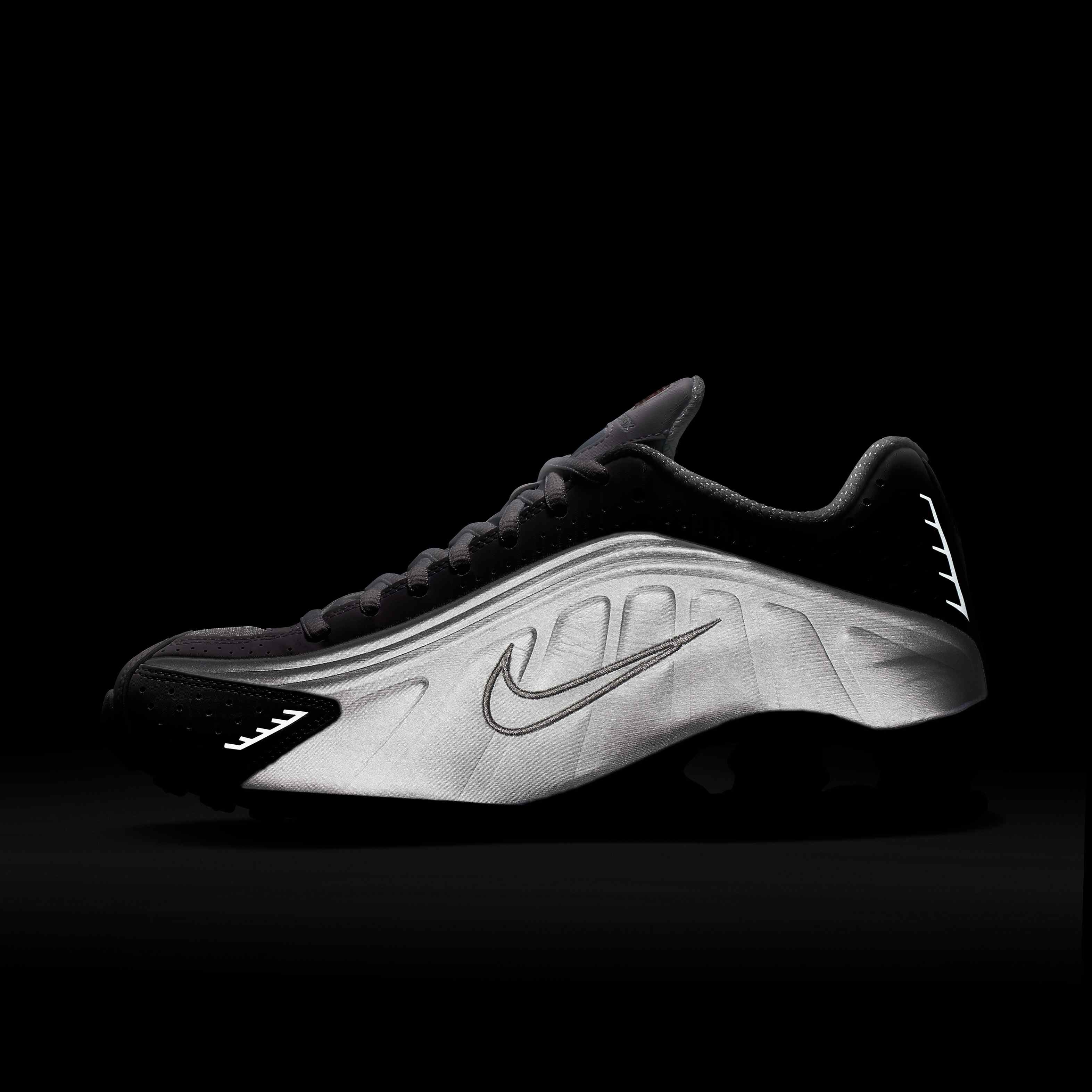 Nike Shox R4 image number 9