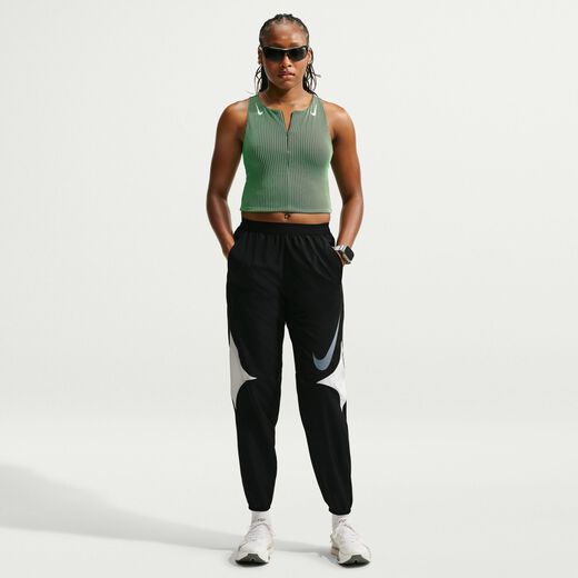 Nike Swoosh