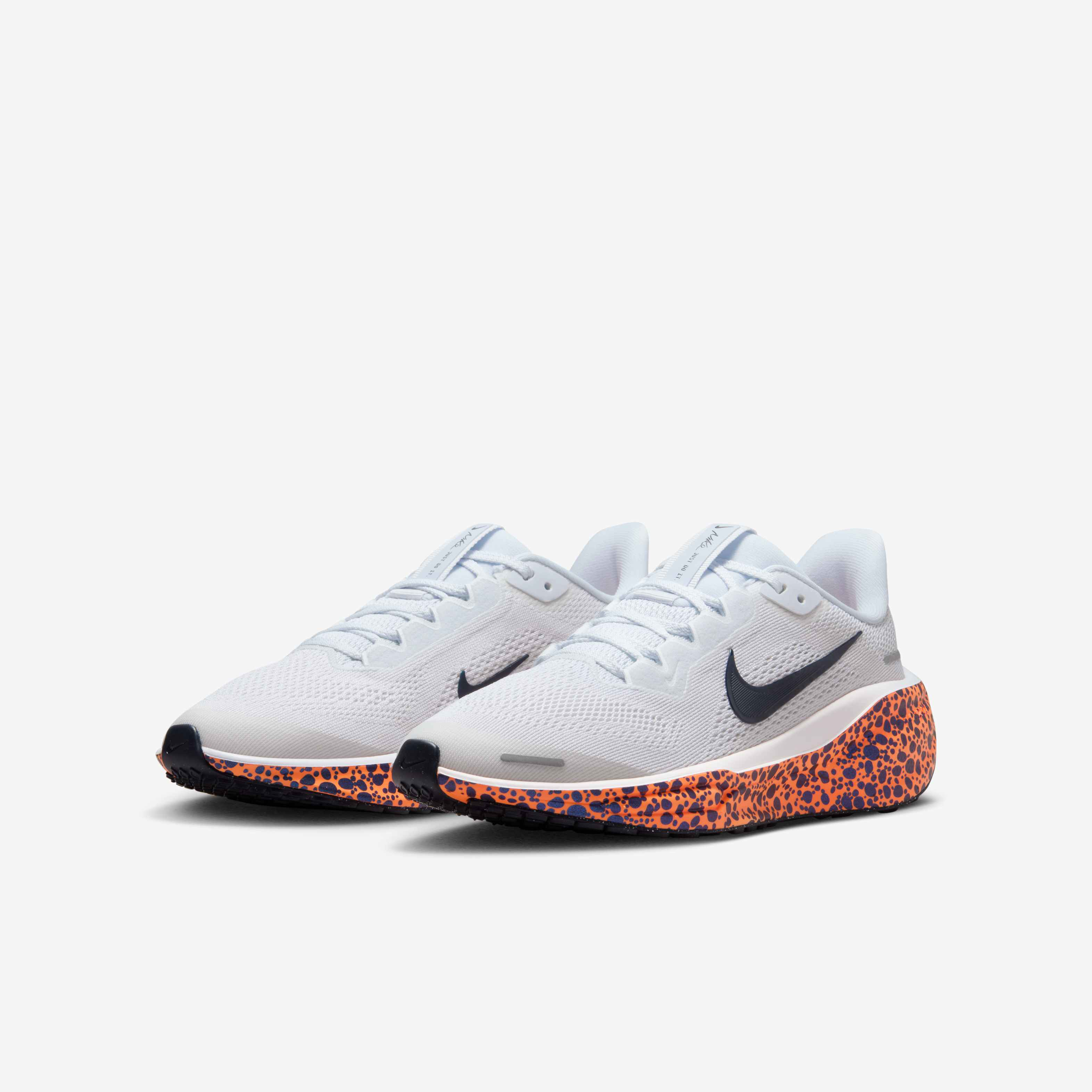 Nike Pegasus 41 Electric image number 4
