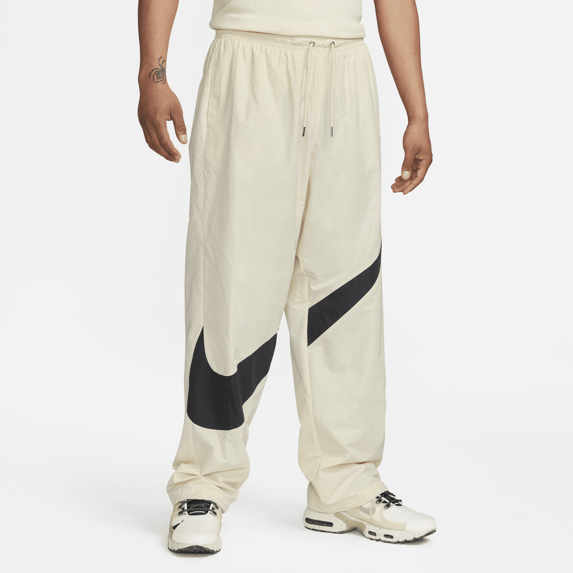 Nike swoosh clearance woven pant