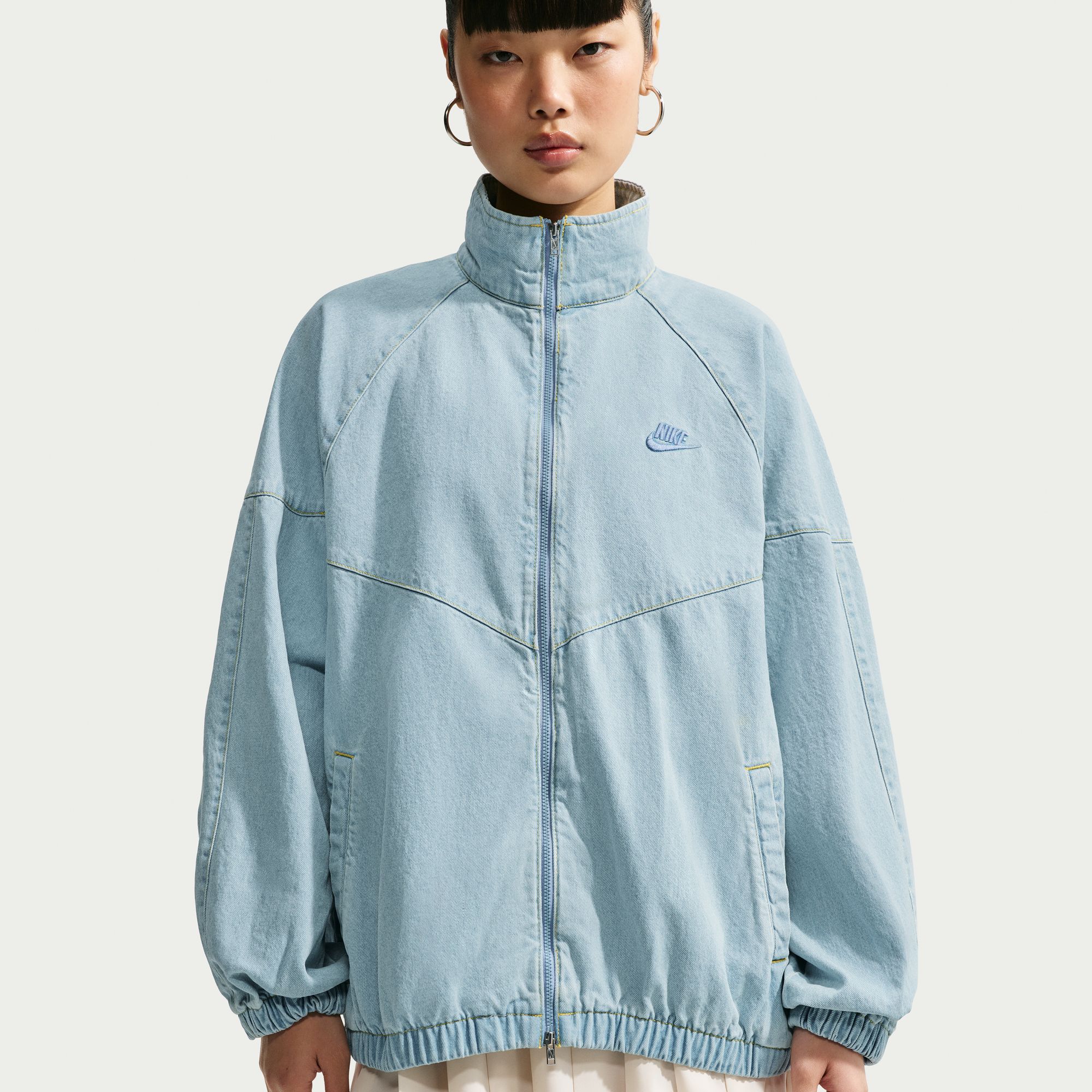 Nike Windrunner image number 1