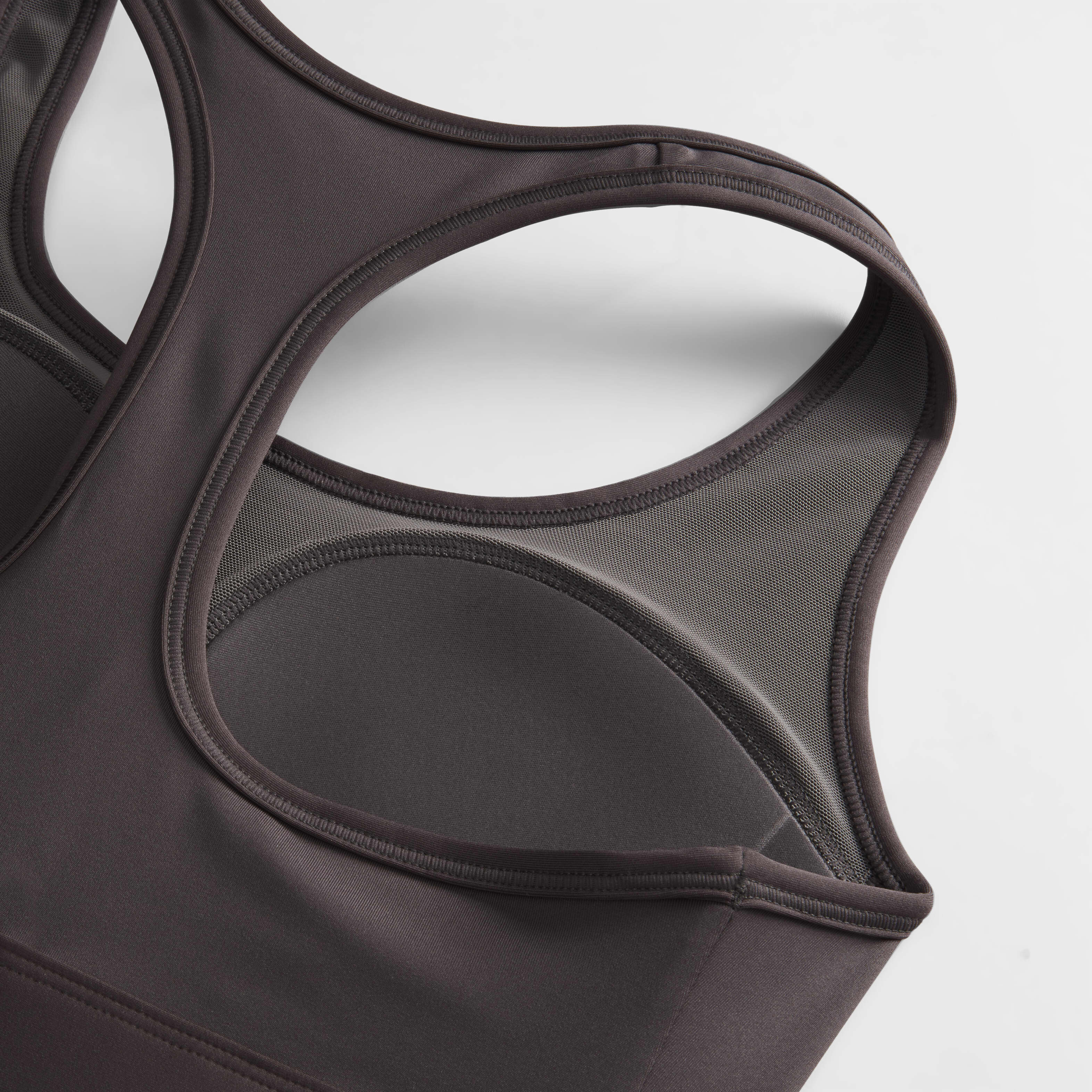 نايكي سووش بدعم متوسط image number 3