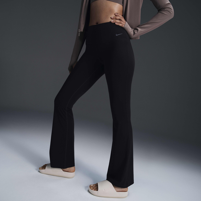 Nike Zenvy image number 3 Nike Zenvy image number 3