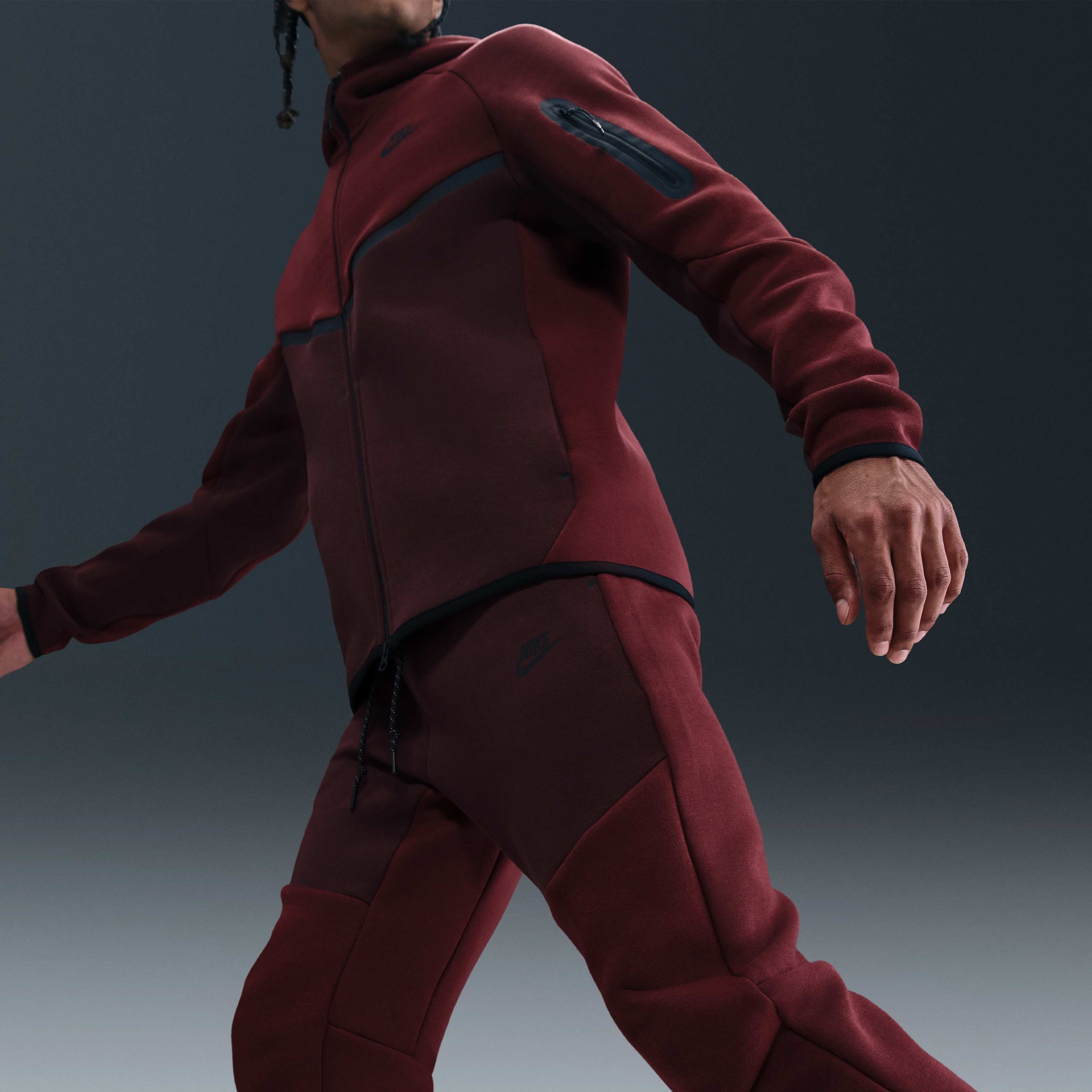 Nike Tech image number 4