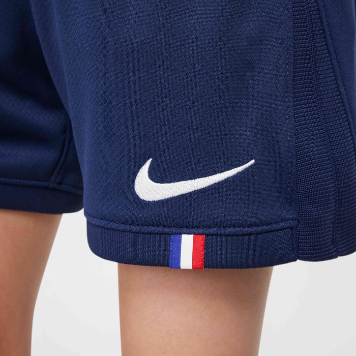 باريس سان جيرمان 2025/26 ستيديوم الأساسي image number 15 باريس سان جيرمان 2025/26 ستيديوم الأساسي image number 15