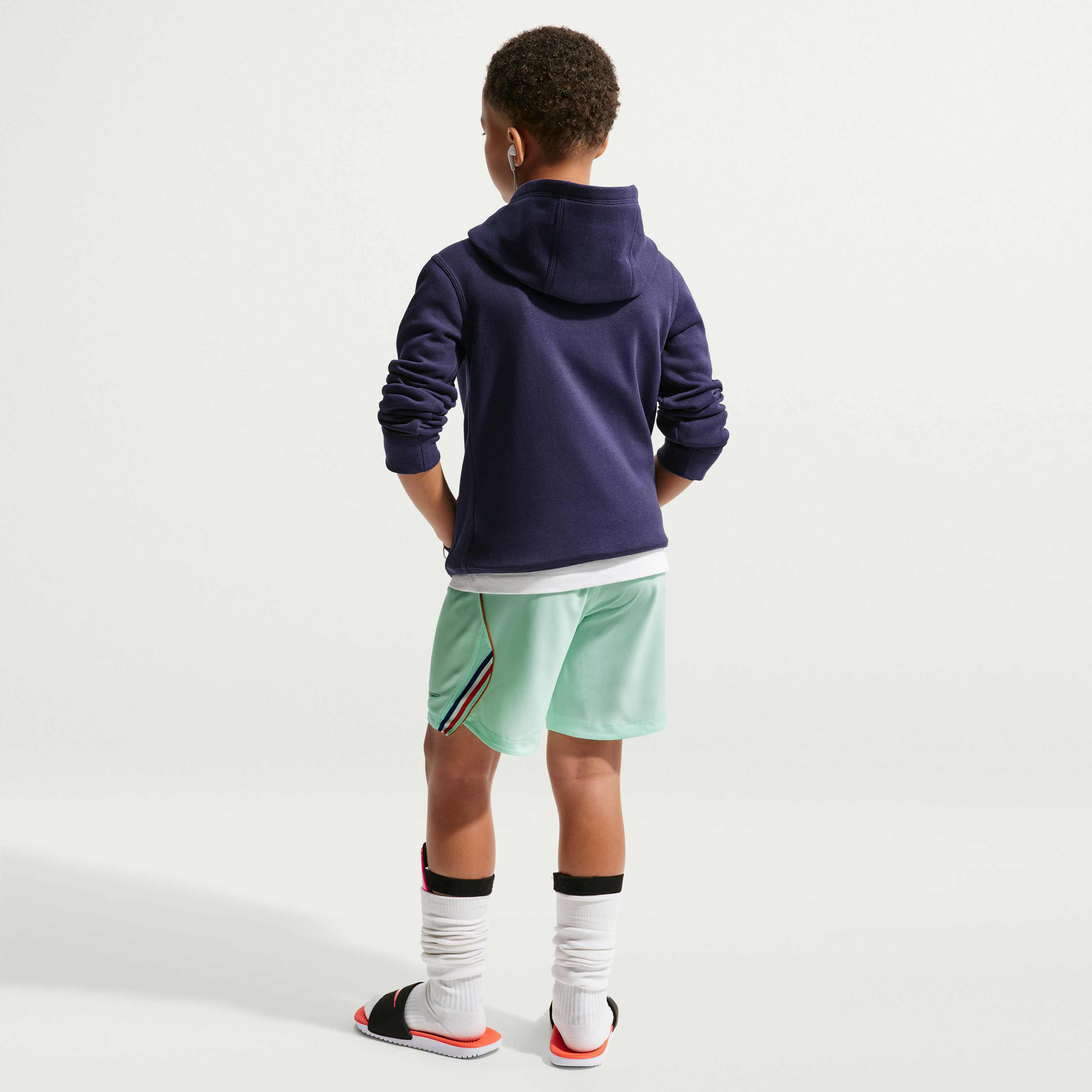 فرنسا 2026 ستيديوم الاحتياطي image number 4