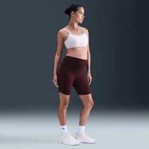 Nike (M) One