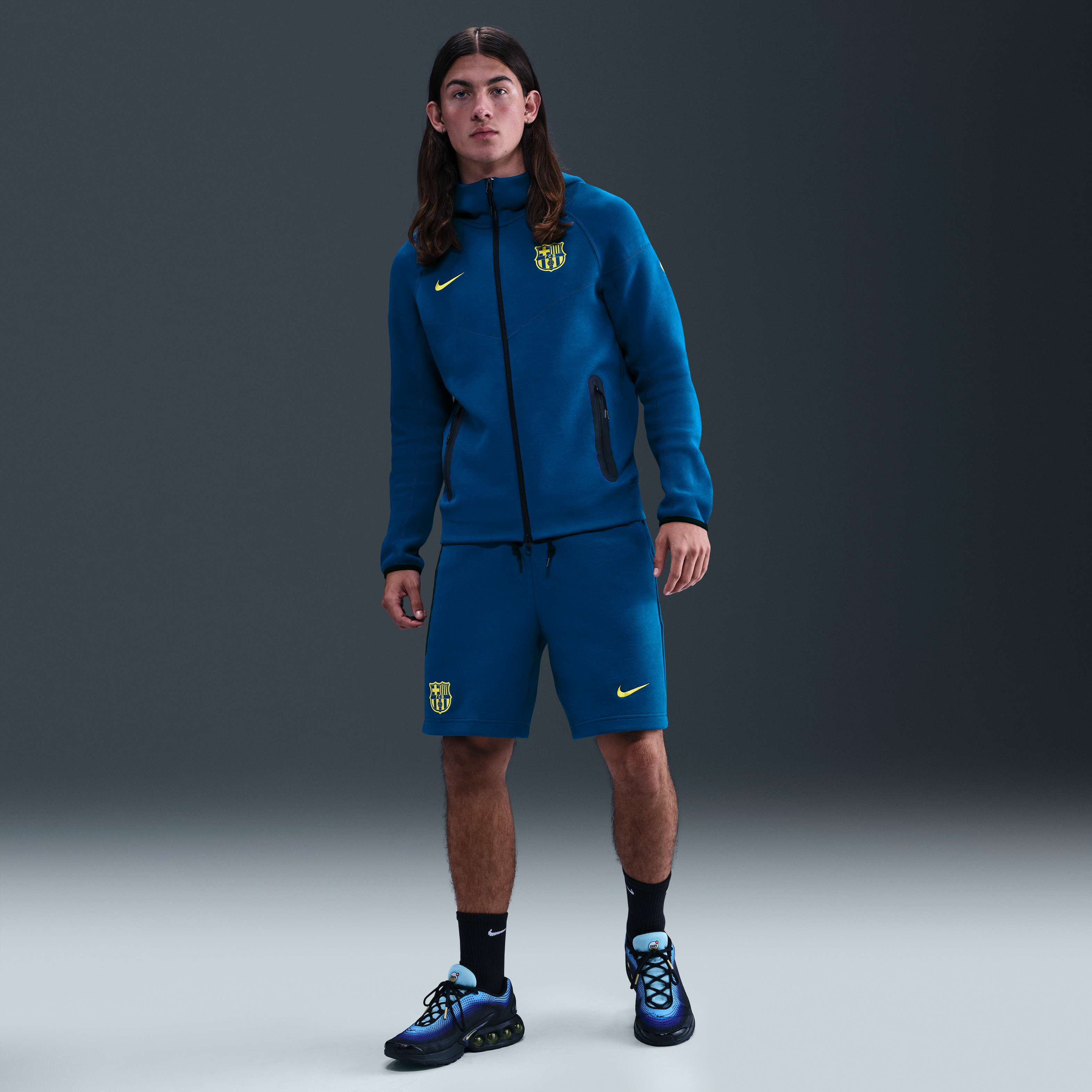 FC Barcelona Tech Fourth image number 0