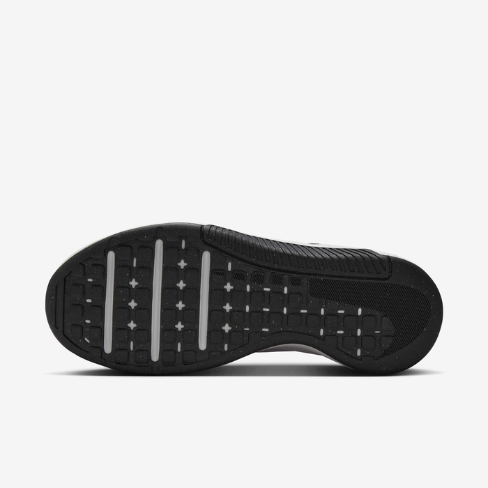 Nike MC Trainer 3 image number 1 Nike MC Trainer 3 image number 1
