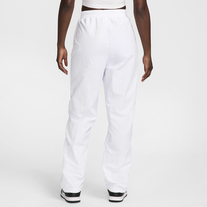 Nike Sportswear Essential image number 1 Nike Sportswear Essential image number 1