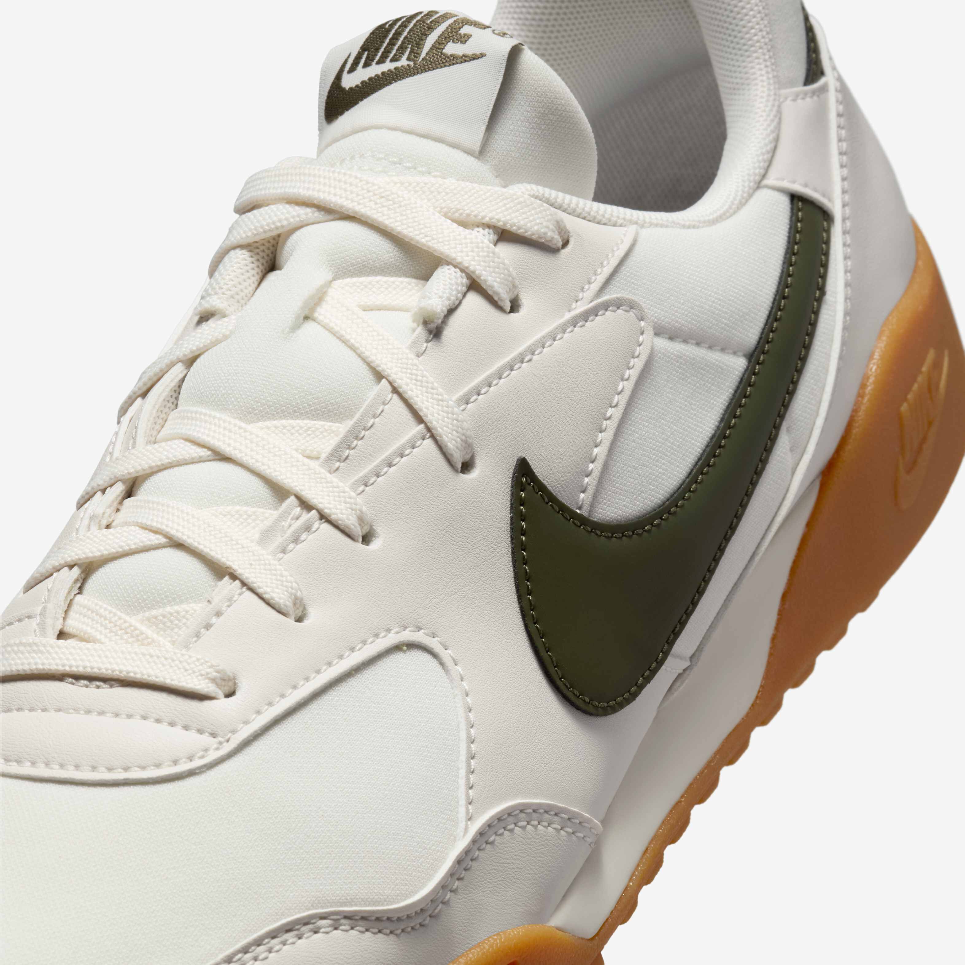 نايكي تيرا مانتا image number 6