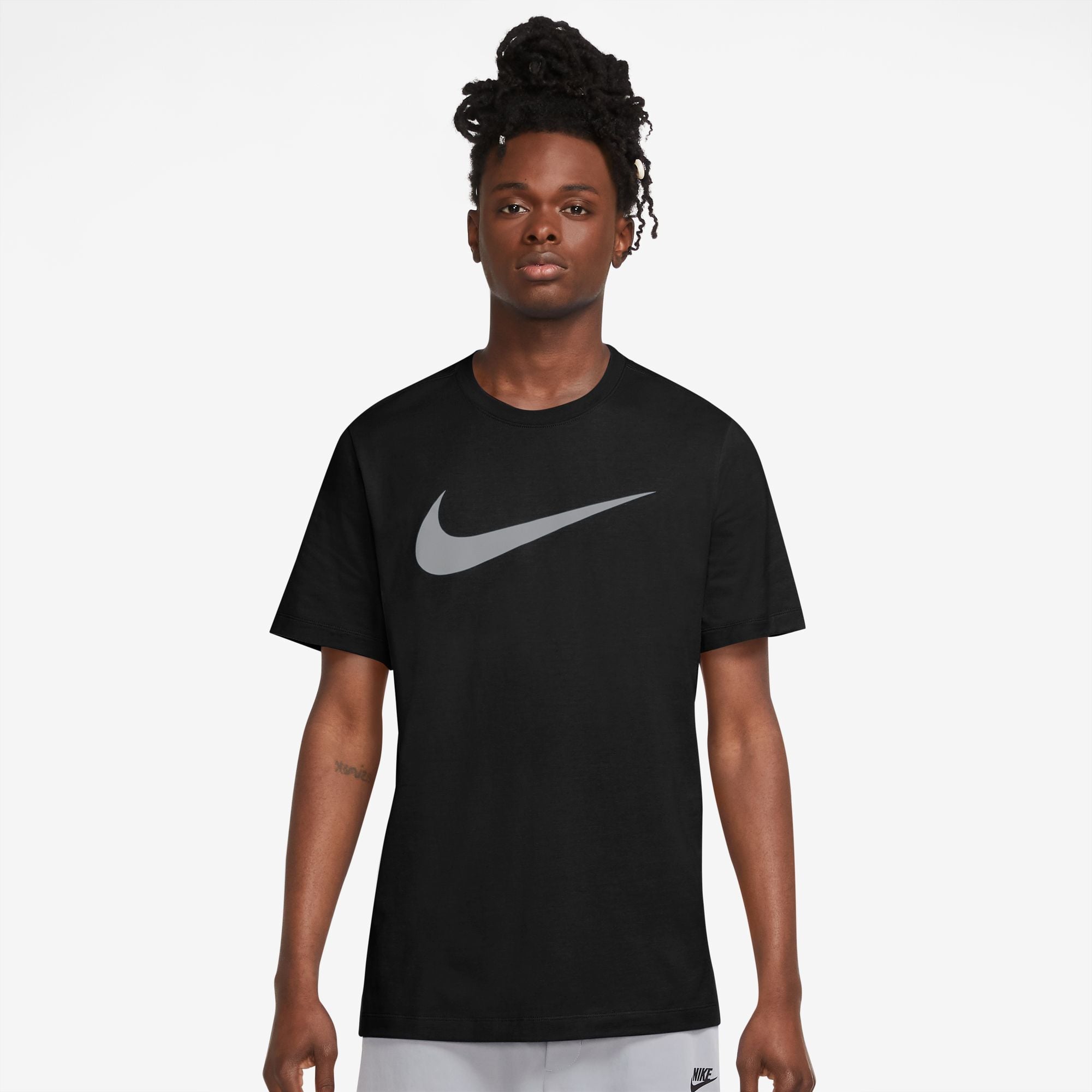 Nike Sportswear Swoosh image number 0