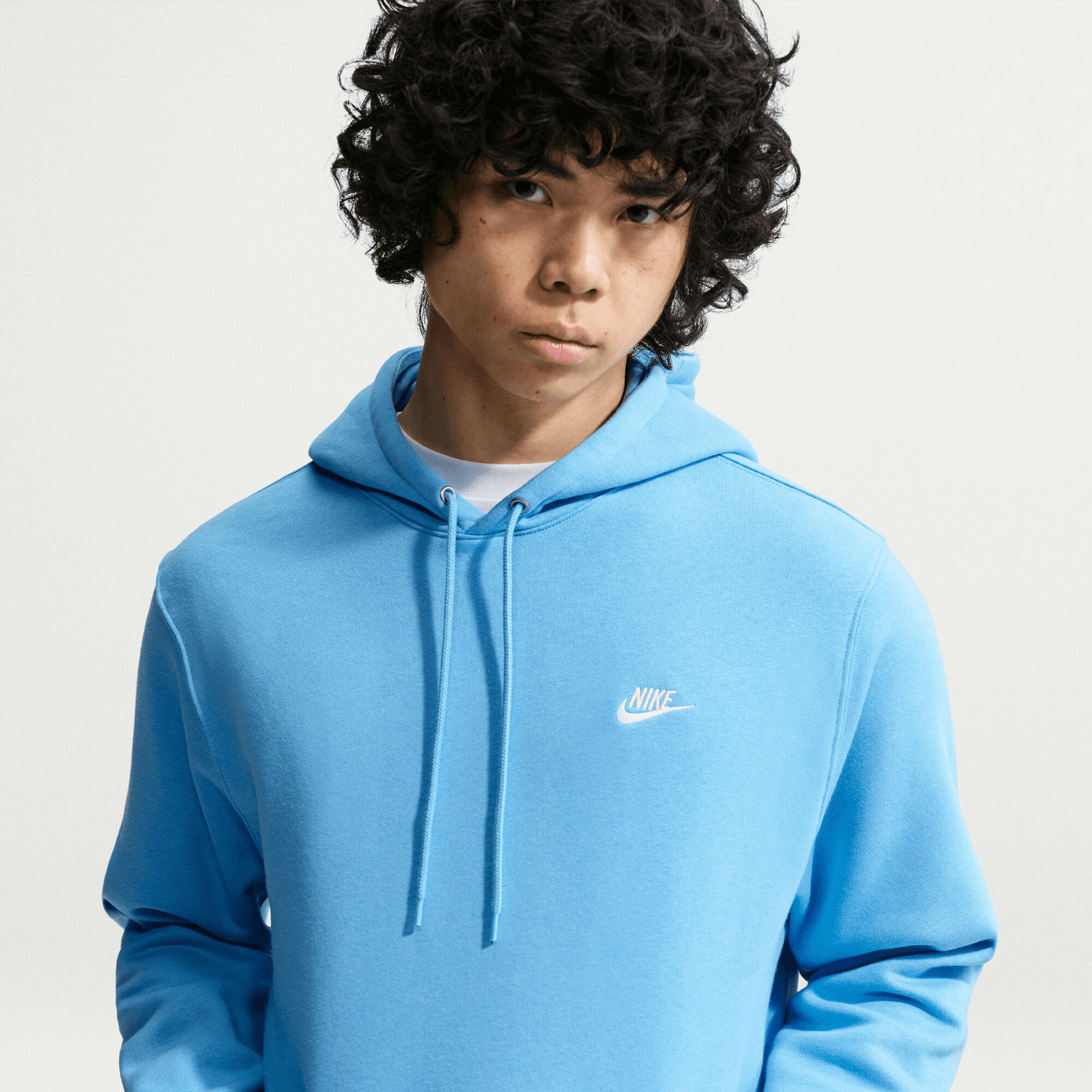 Nike Club image number 2