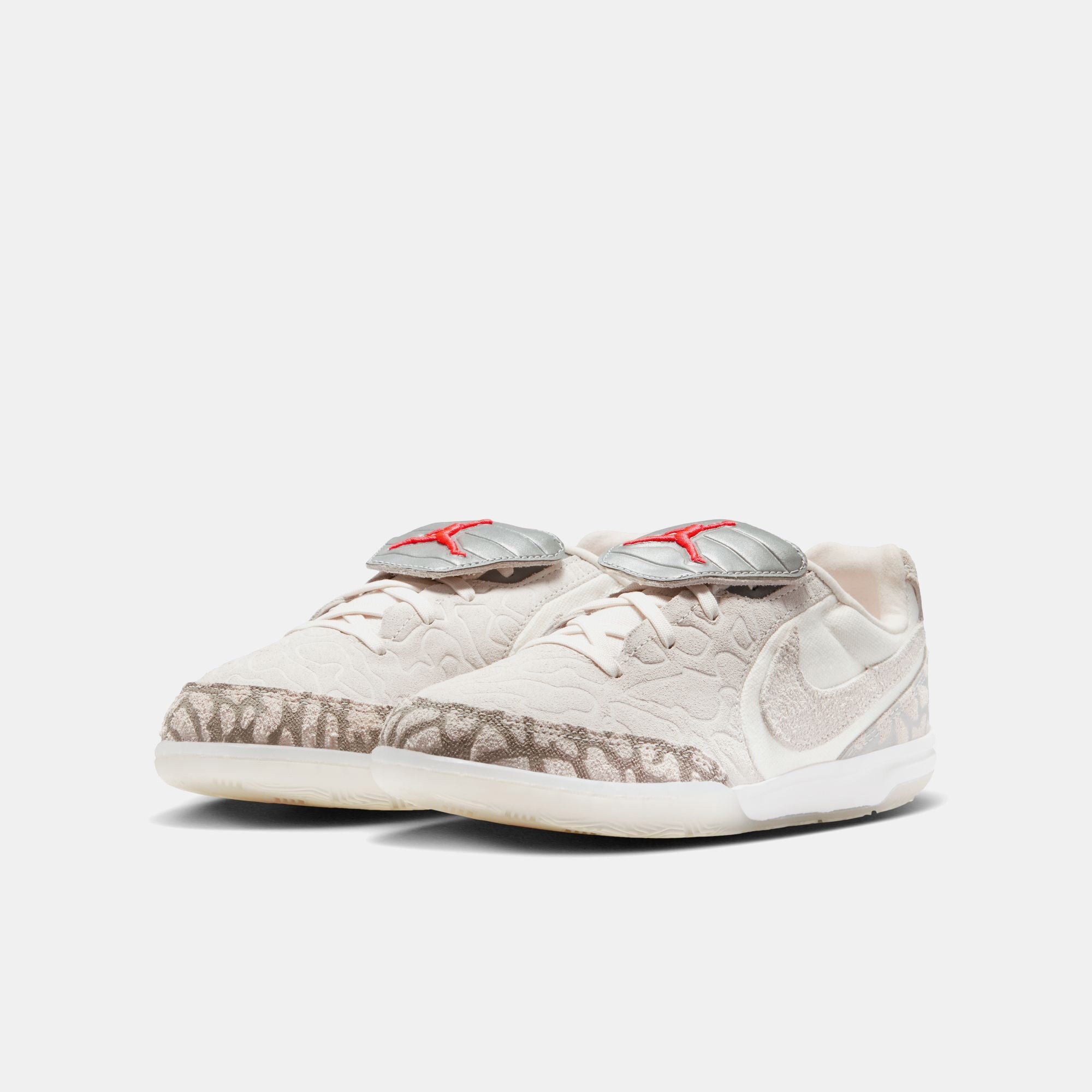 Jordan Jr. Tiempo Streetgato SE image number 2