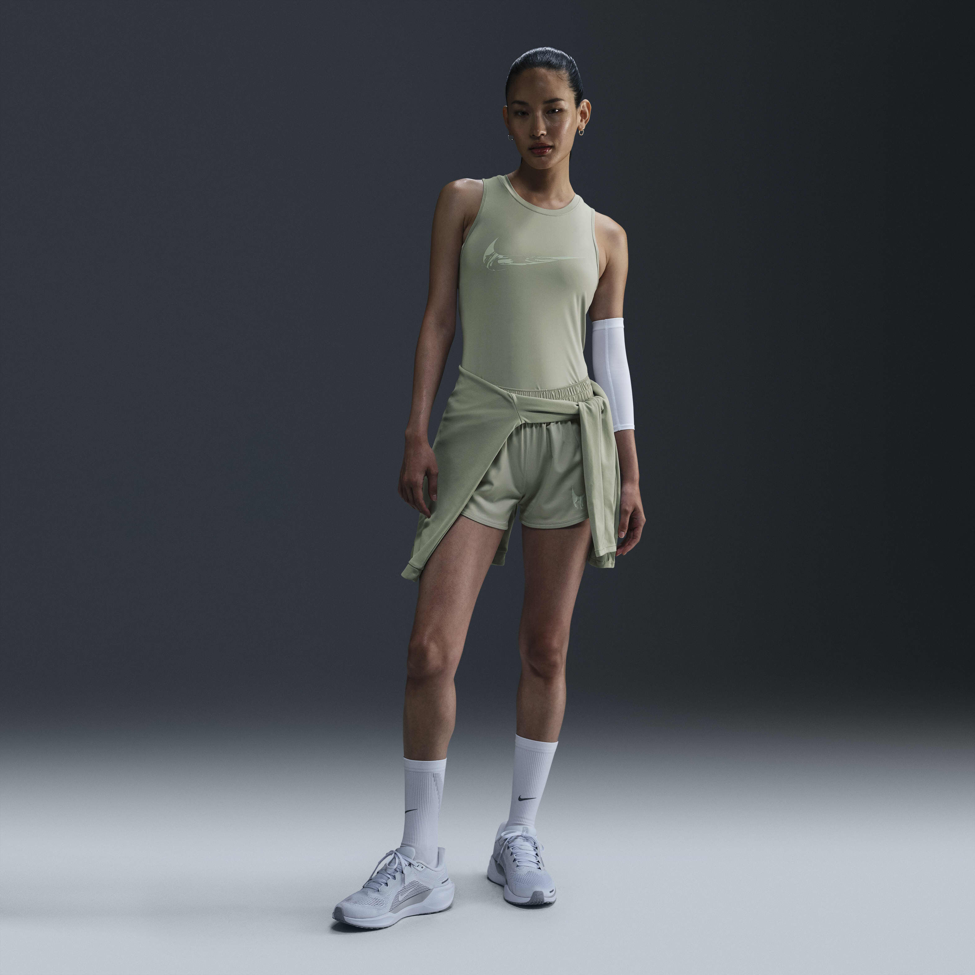 Nike One image number 3