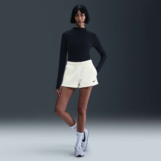 نايكي سبورتسوير فينيكس فليس