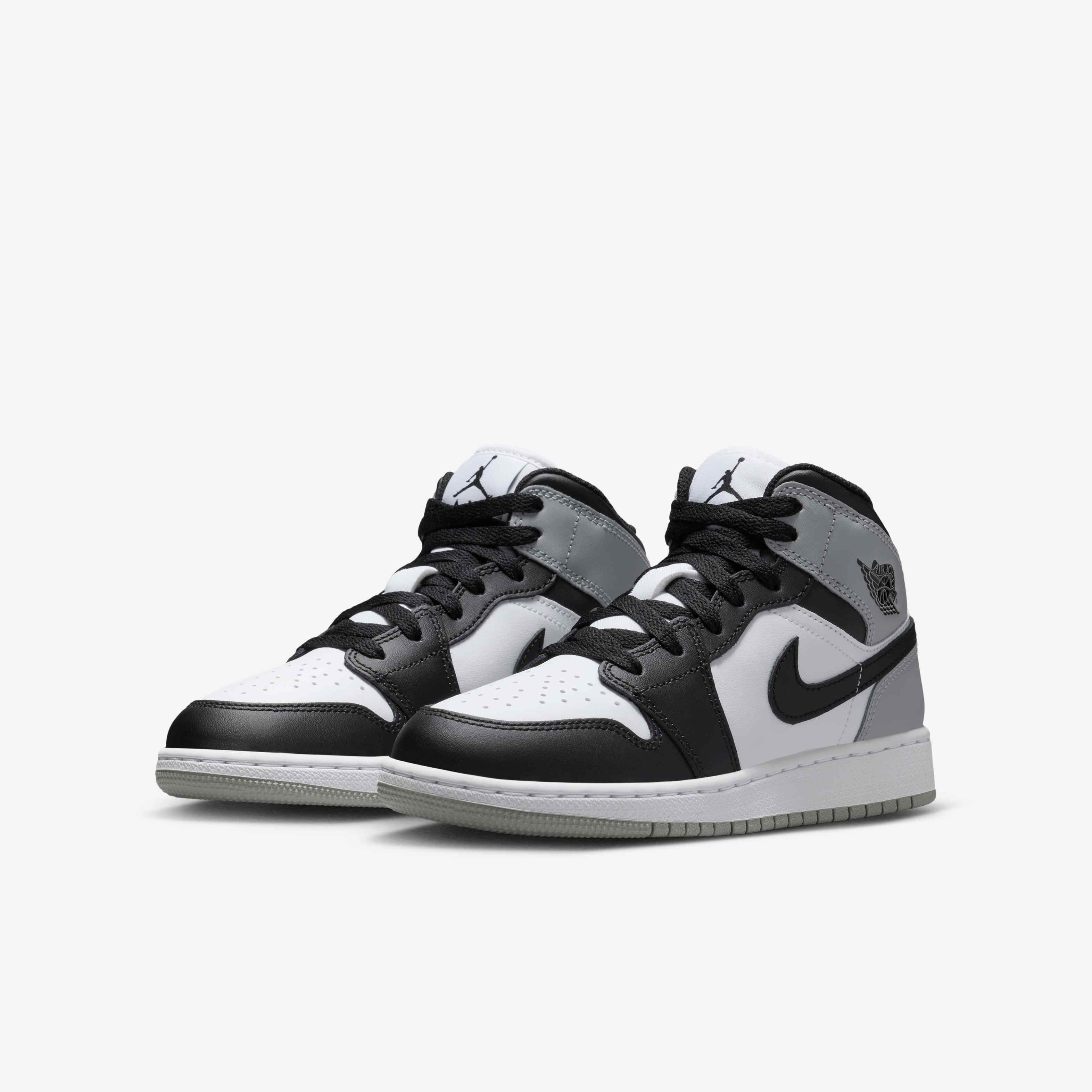 Air Jordan 1 Mid image number 4