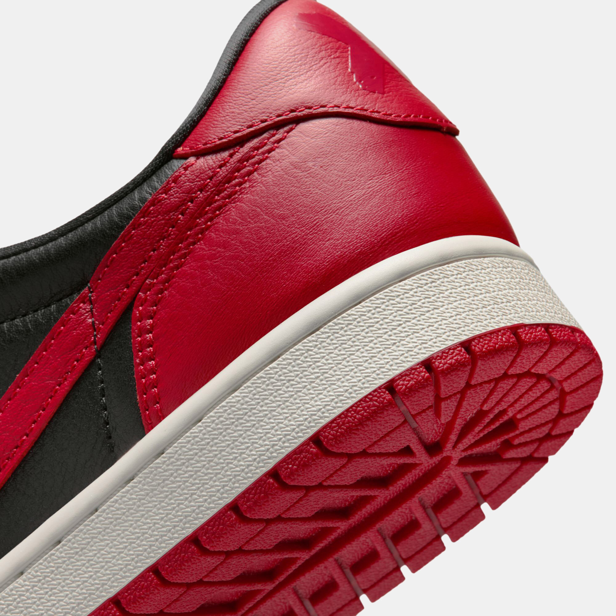 Air Jordan 1 Retro Low OG "Banned" image number 10