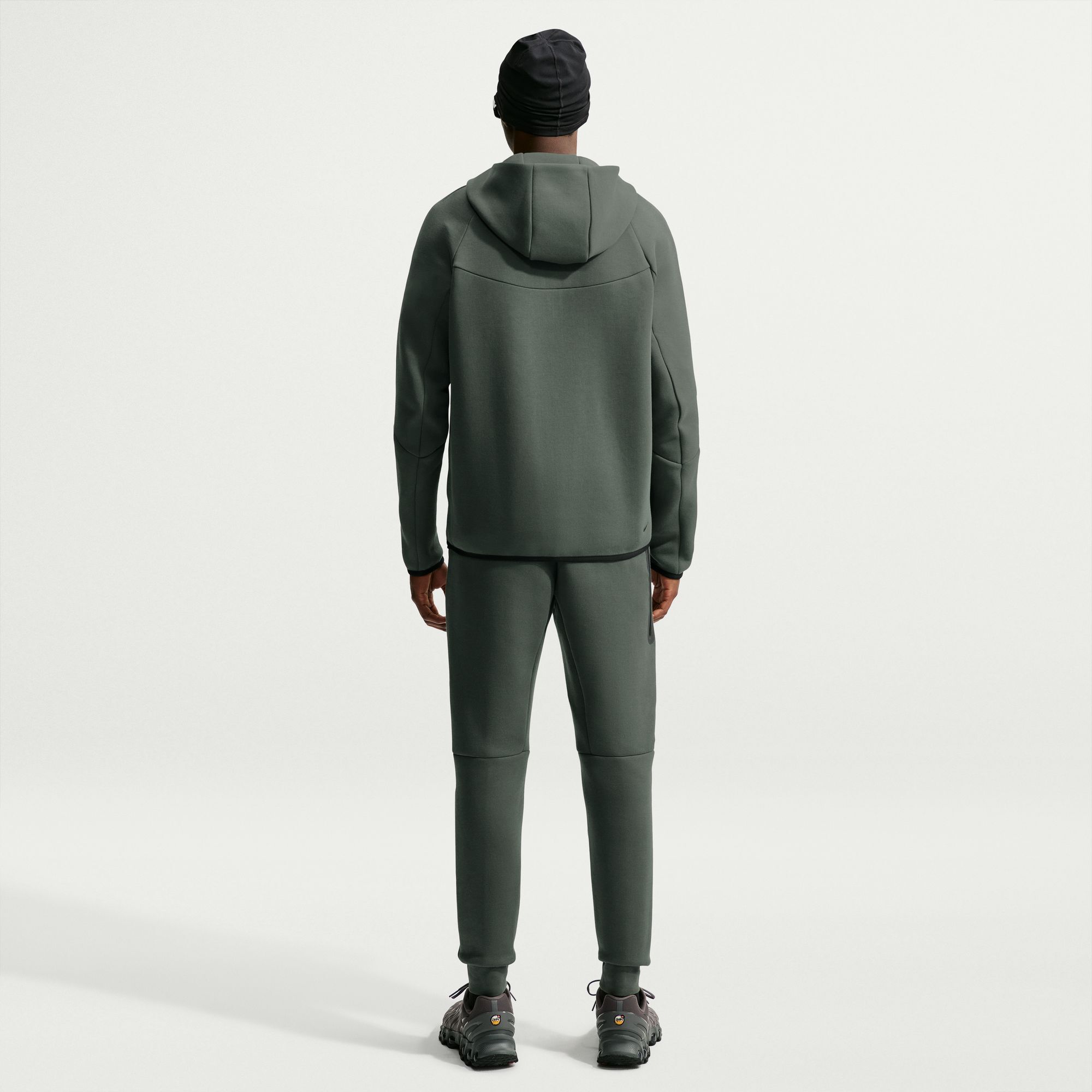 Nike Tech image number 1