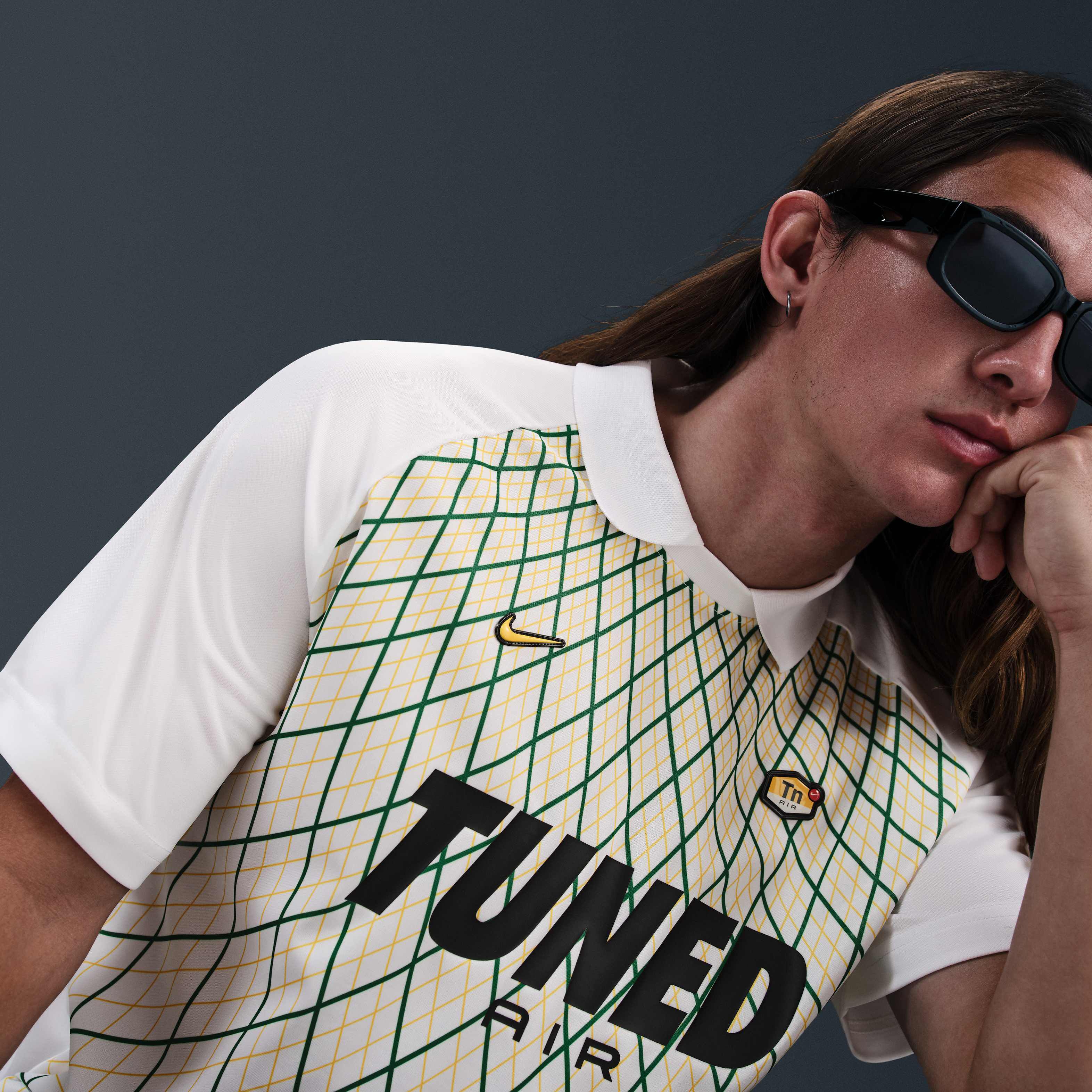 نايكي سبورتسوير image number 2