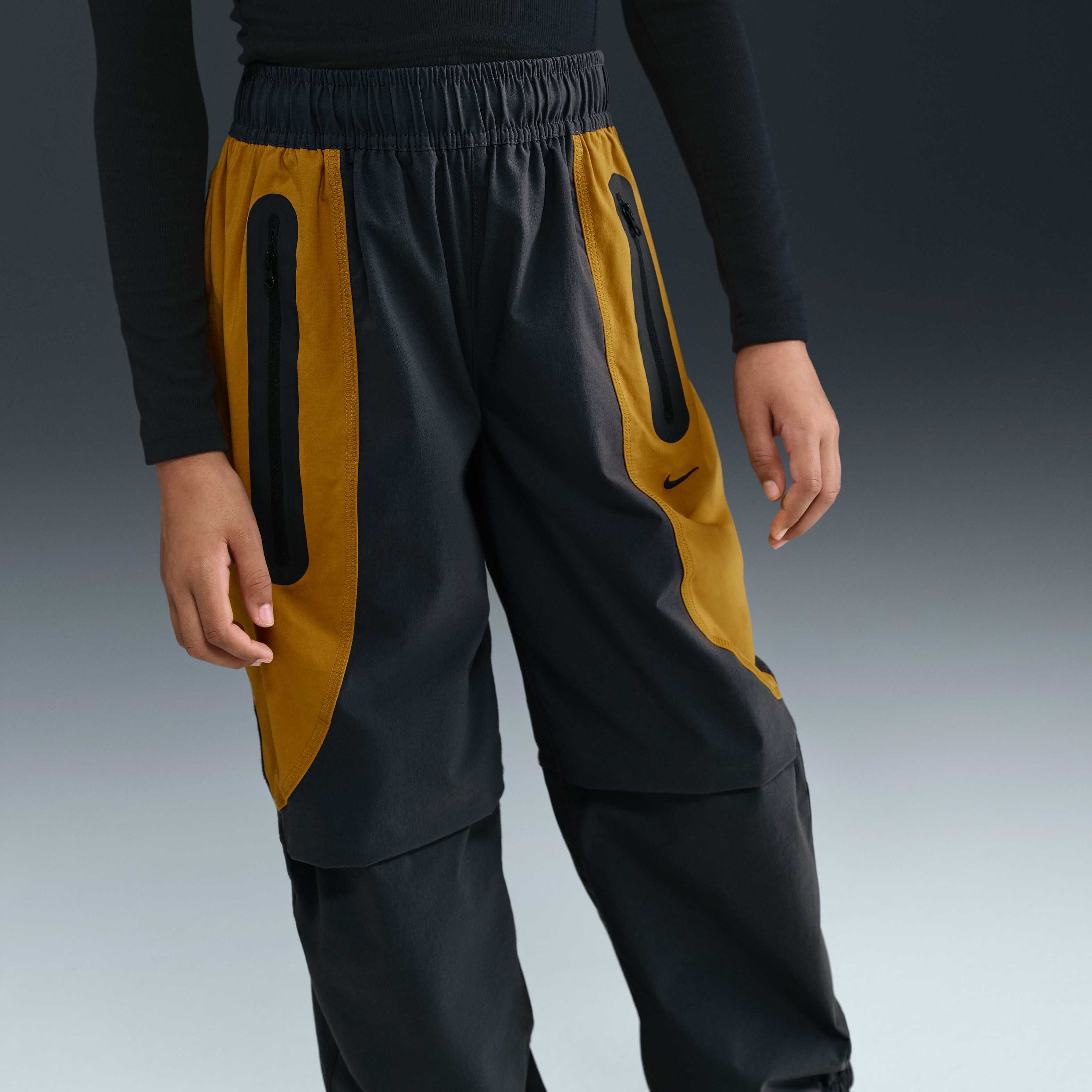 نايكي تك image number 2