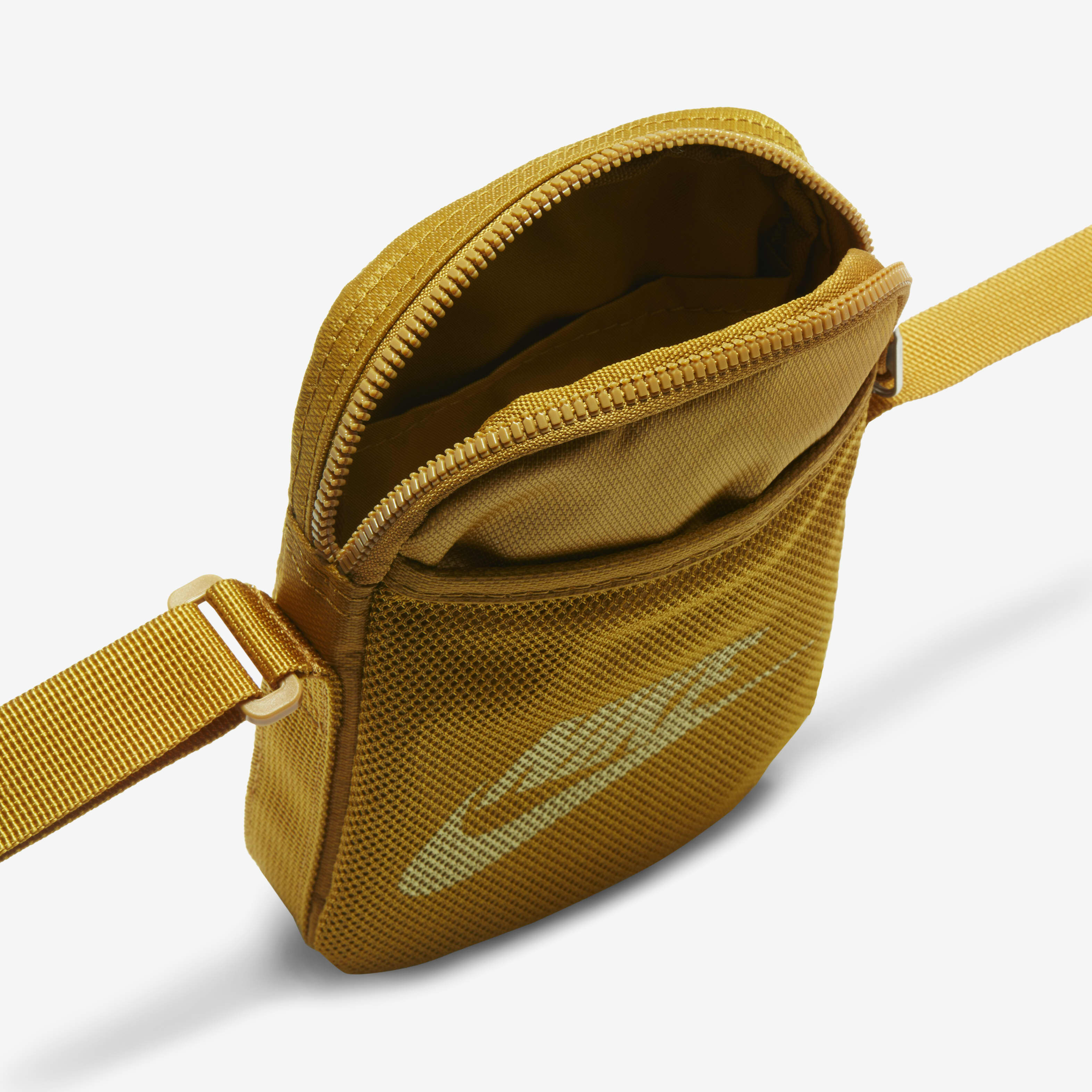 نايكي هيرتدج image number 4