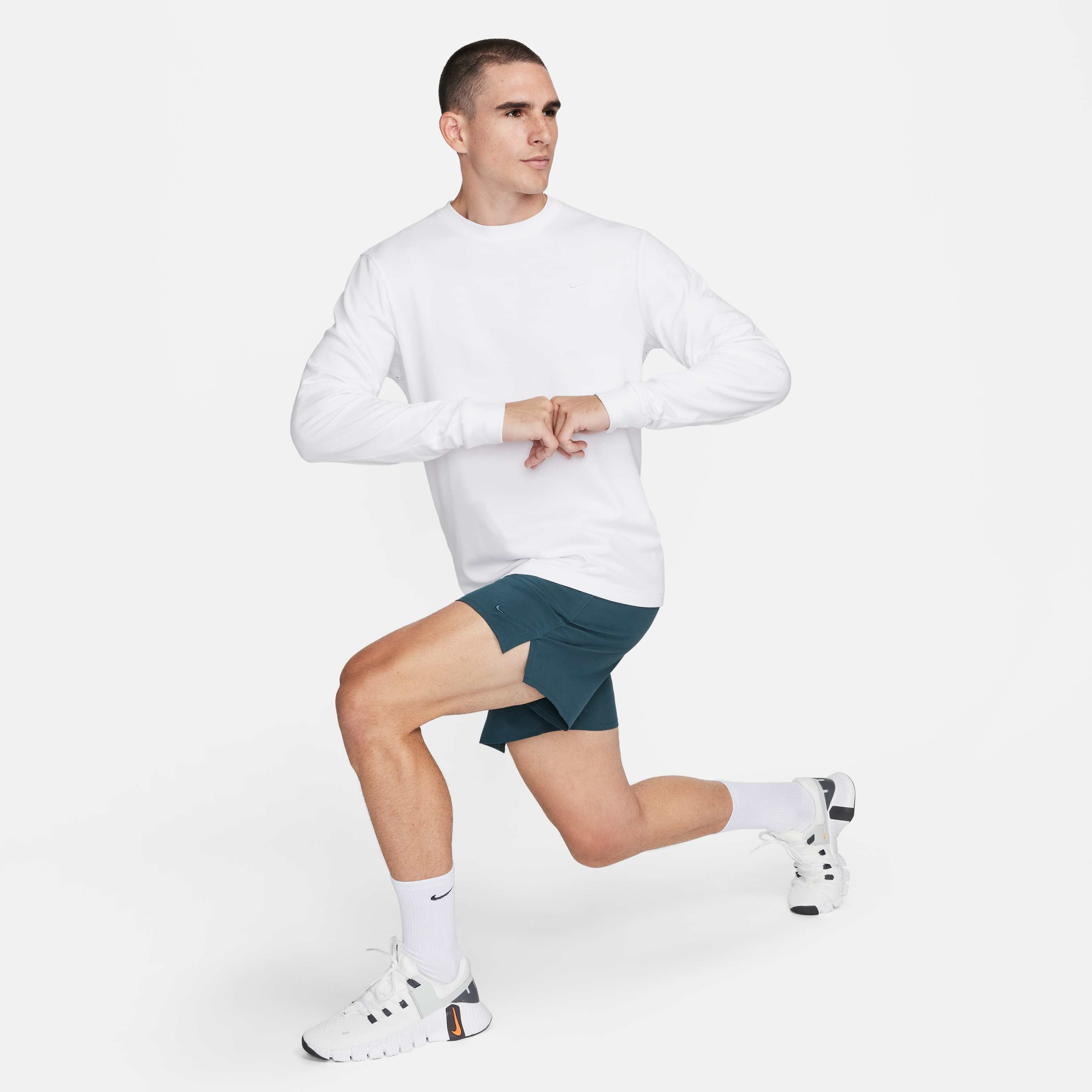 Nike Primary image number 6