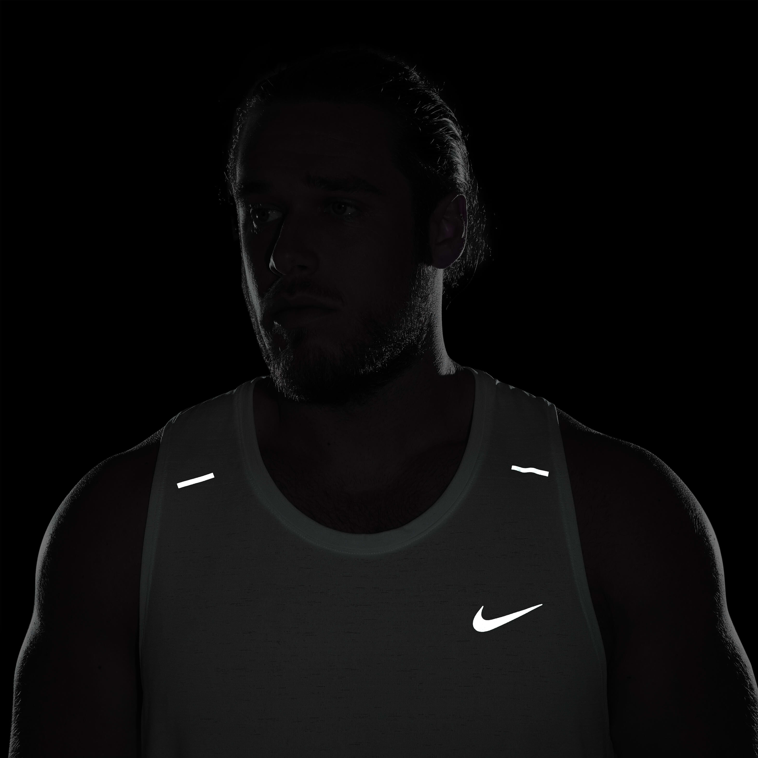 Nike Dri-FIT Miler image number 11