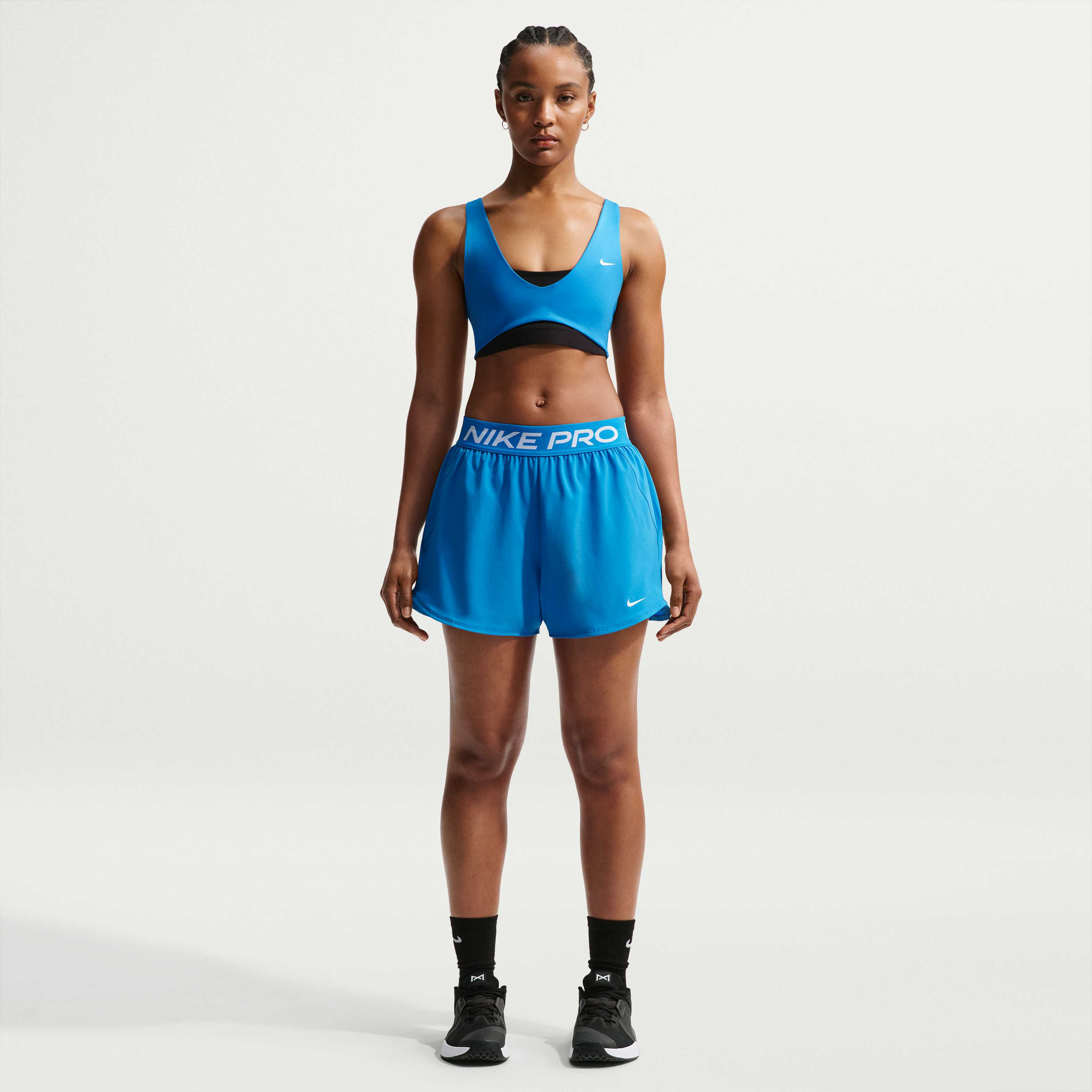 Nike Pro image number 0
