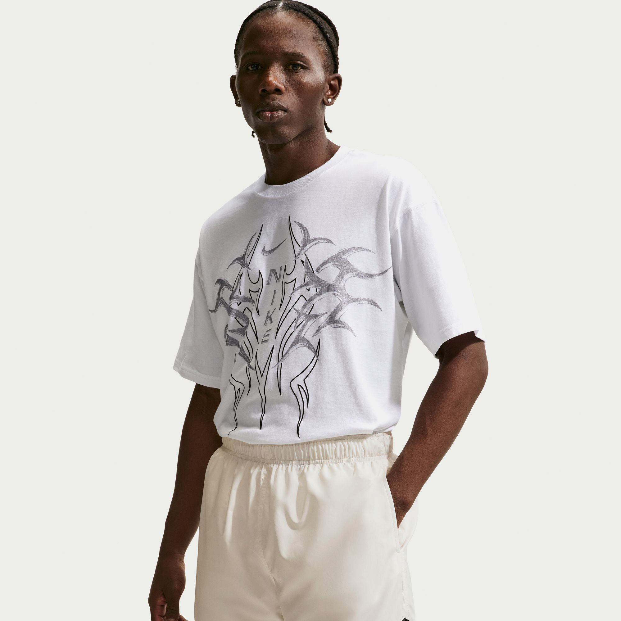 Nike Windrunner image number 2