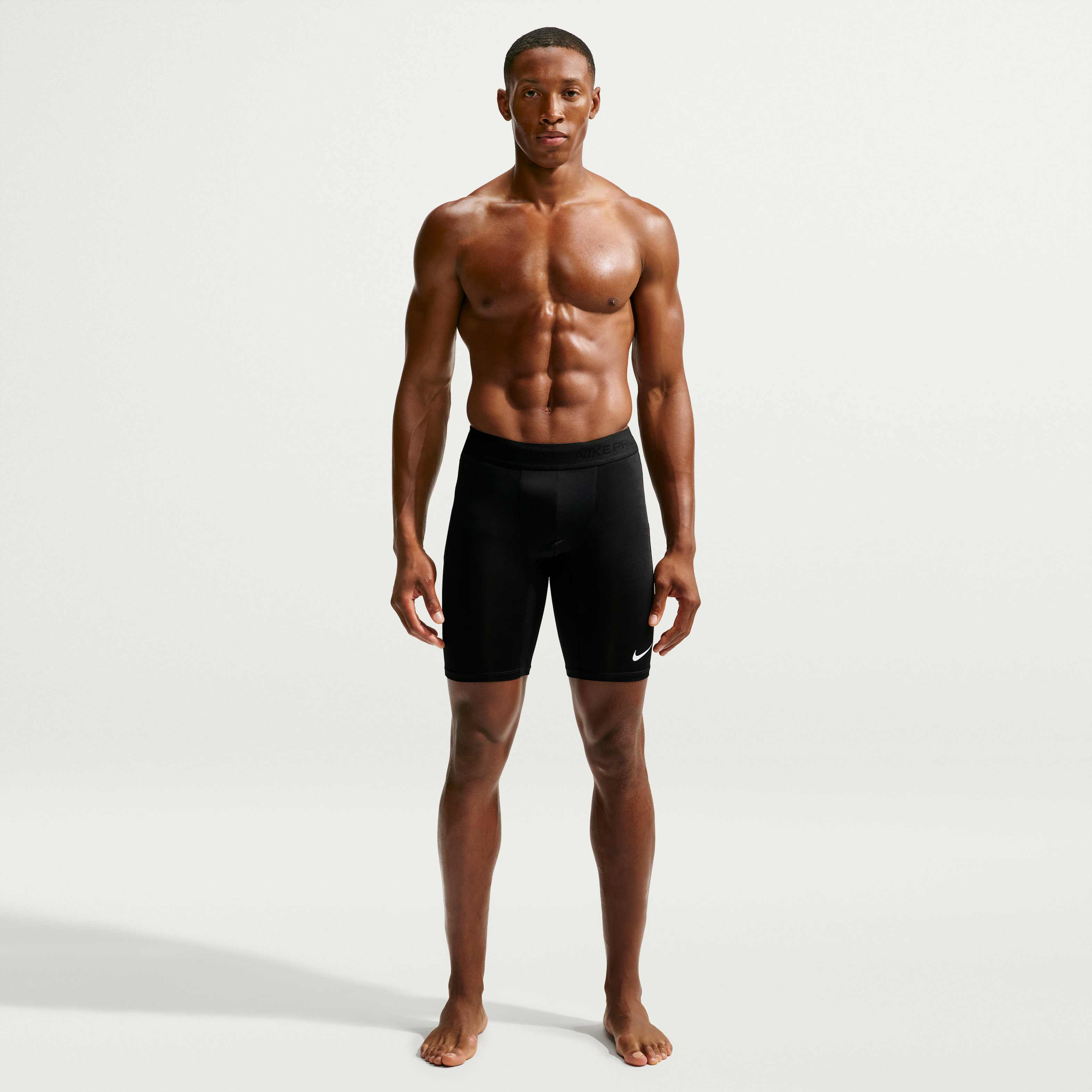 Nike Pro image number 0