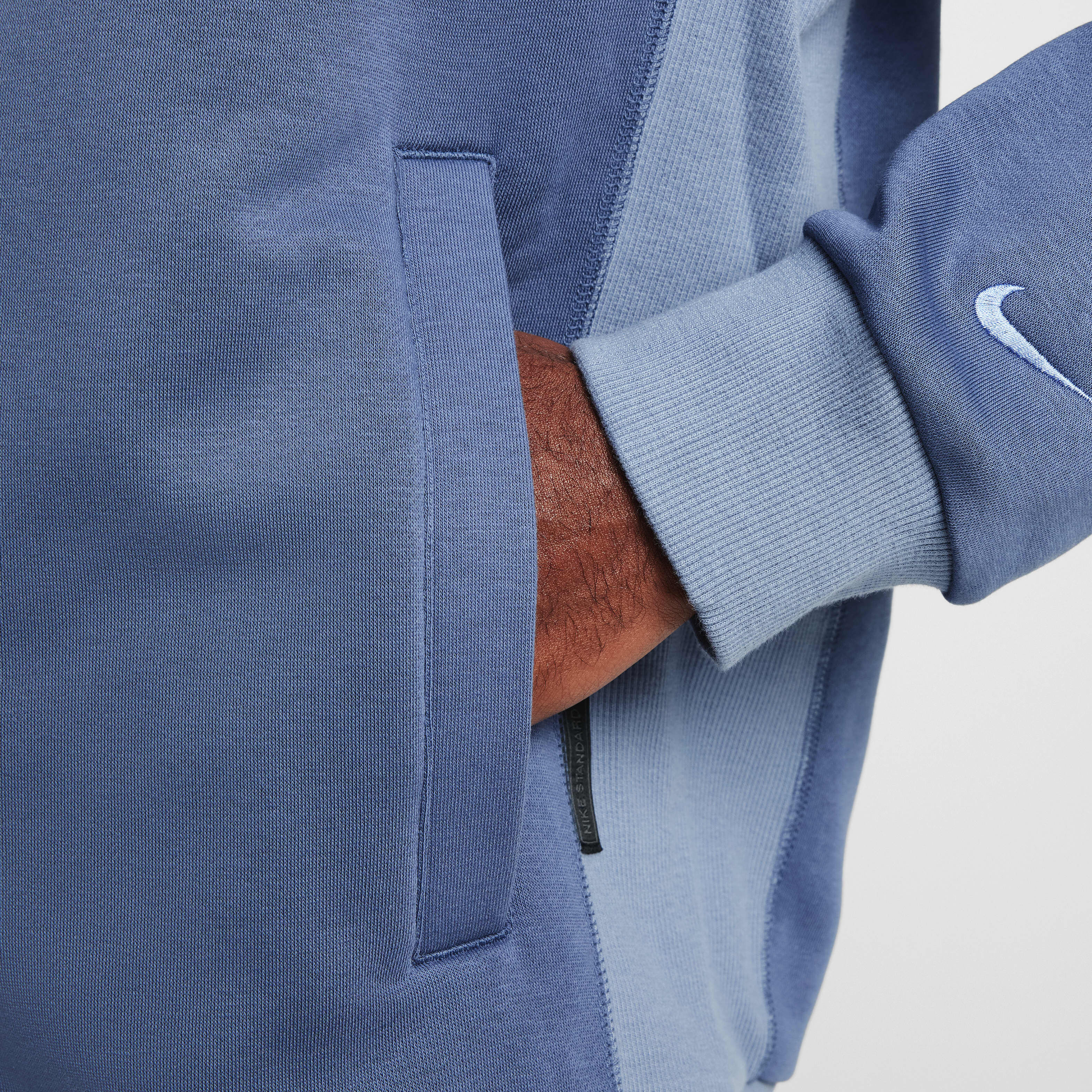 ليبرون image number 4