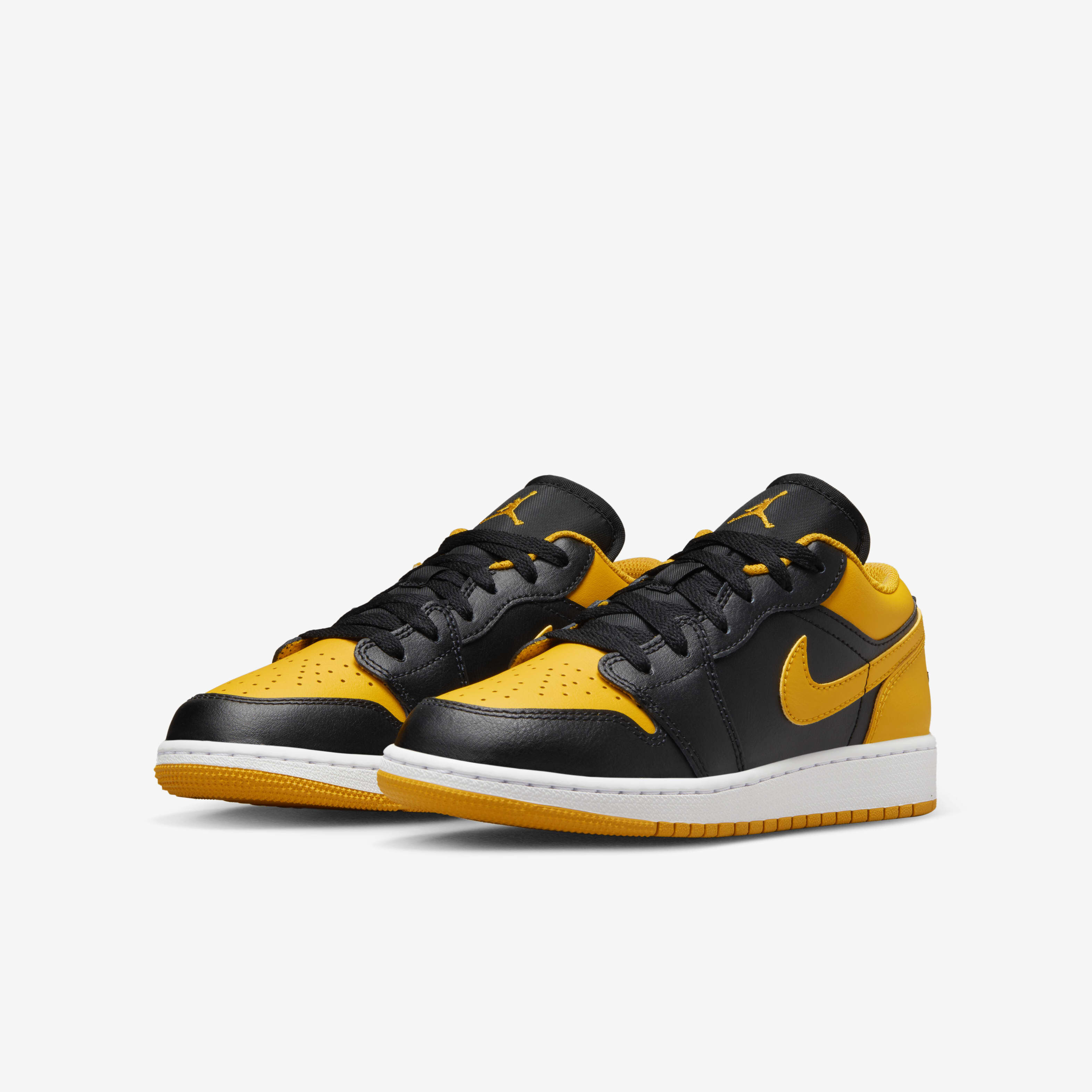 Air Jordan 1 Low image number 4