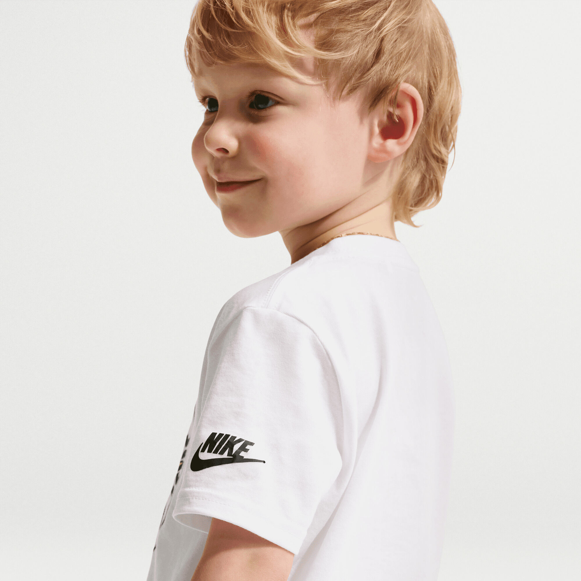 Nike Sportswear image number 3