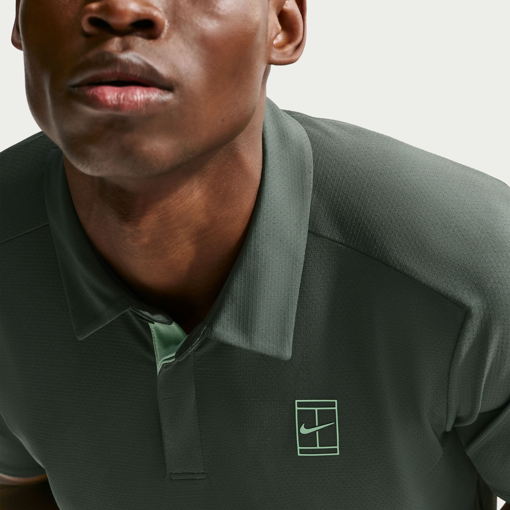 NikeCourt Advantage image number 4