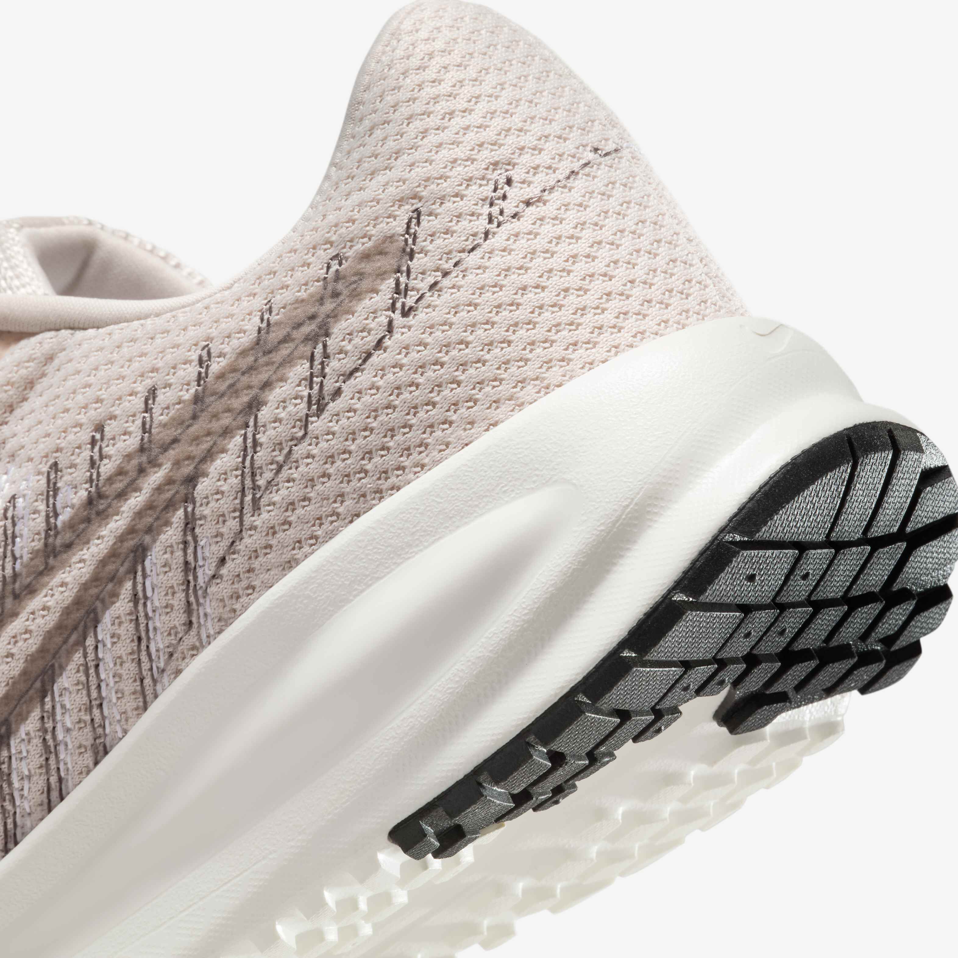 Nike Run Defy image number 7