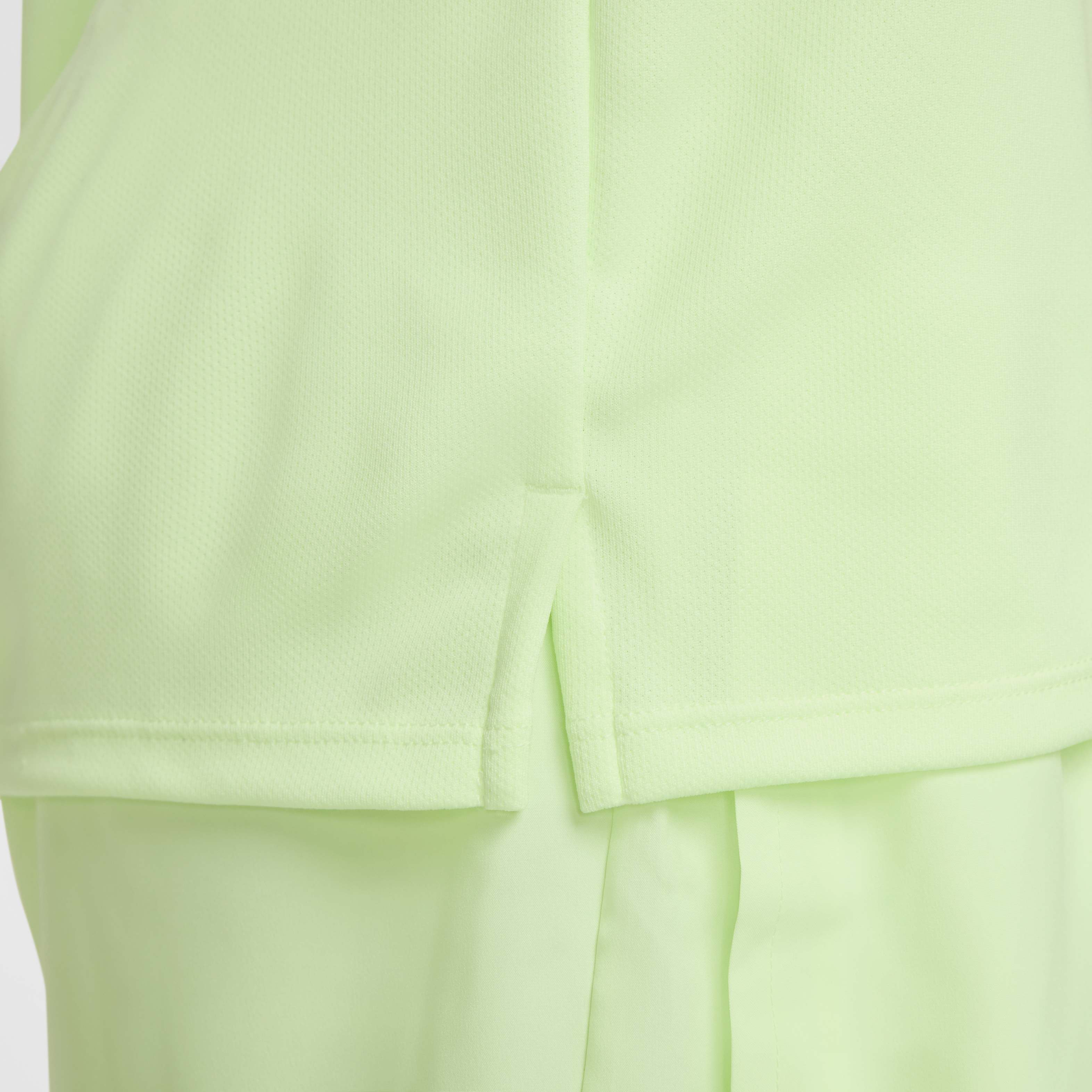 نايكي ميلر image number 3