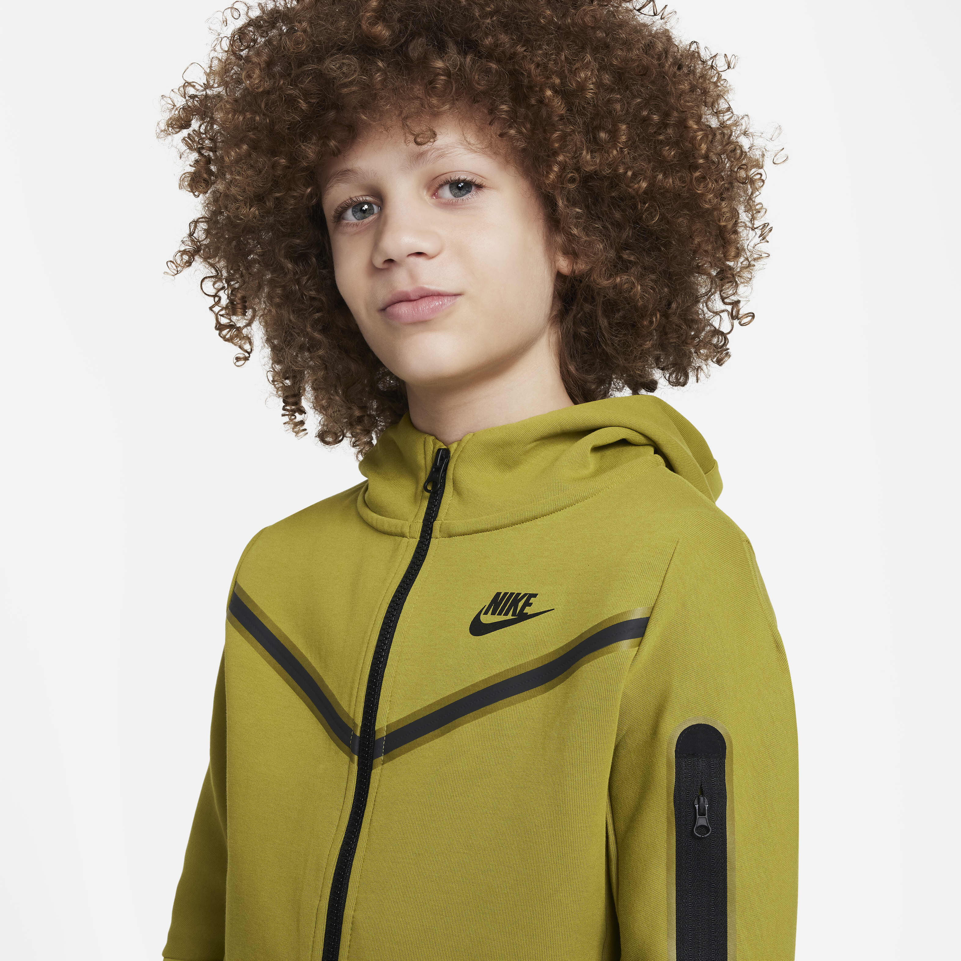 Nike Sportswear Tech Fleece image number 2