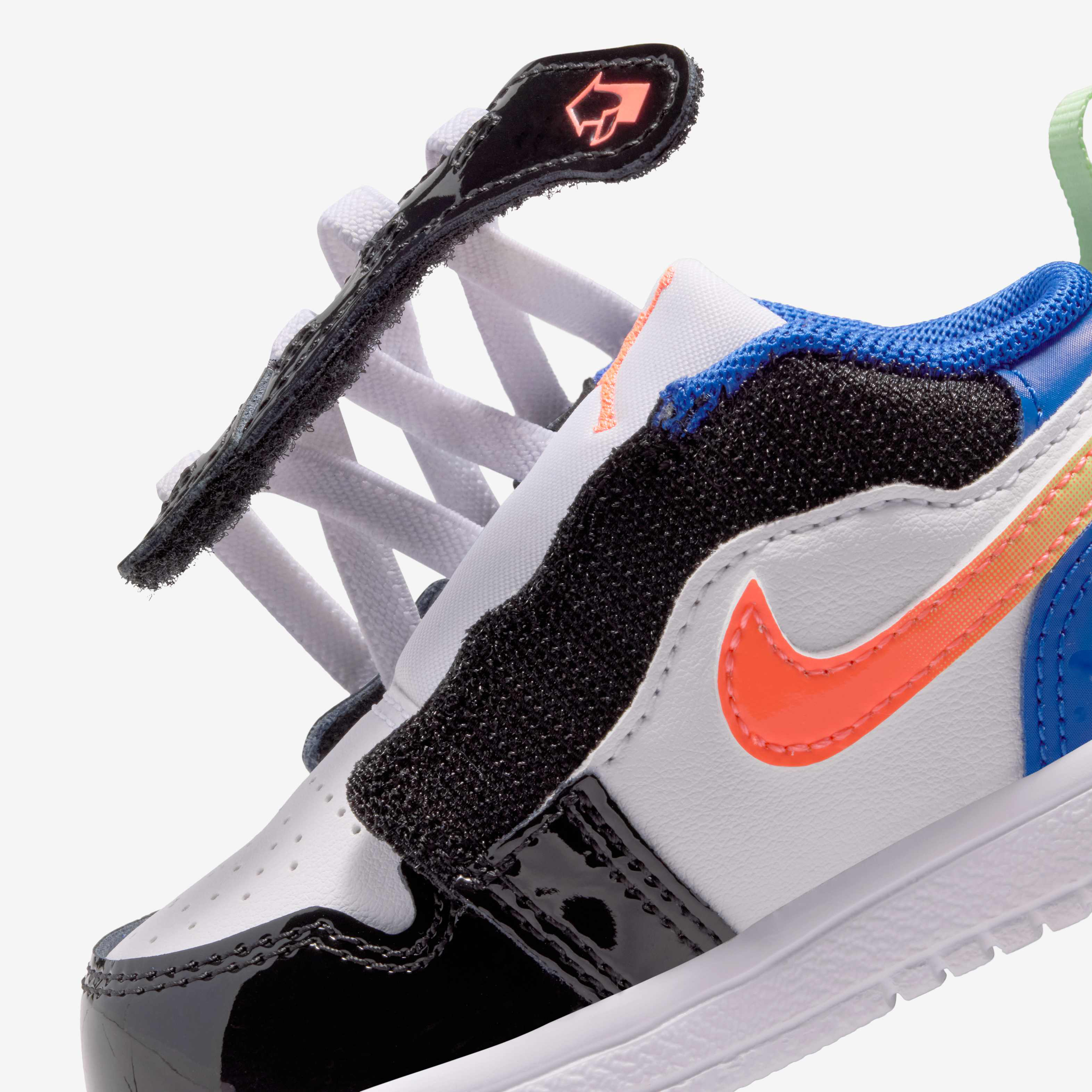Jordan 1 Low Alt SE image number 7