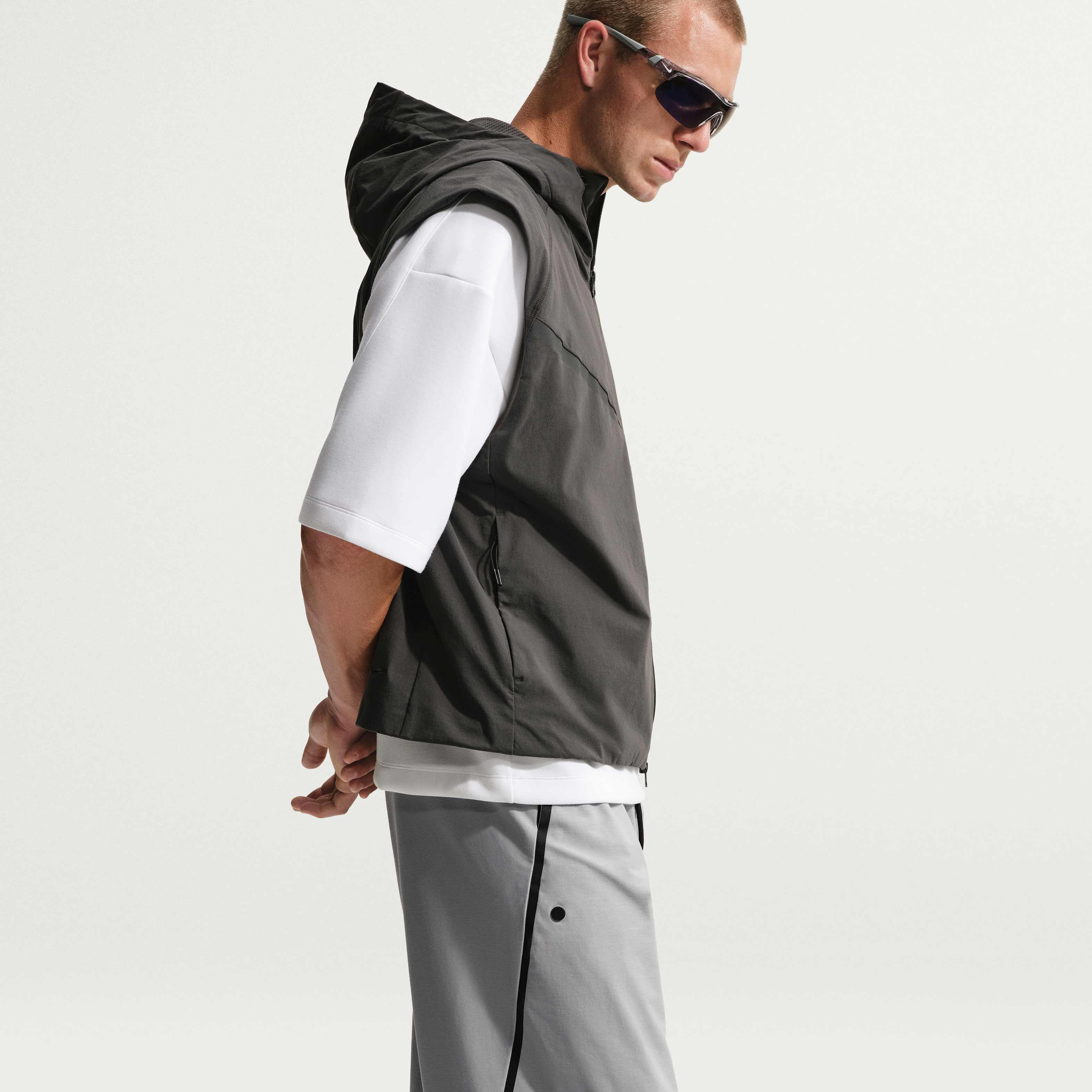 Nike Tech image number 3