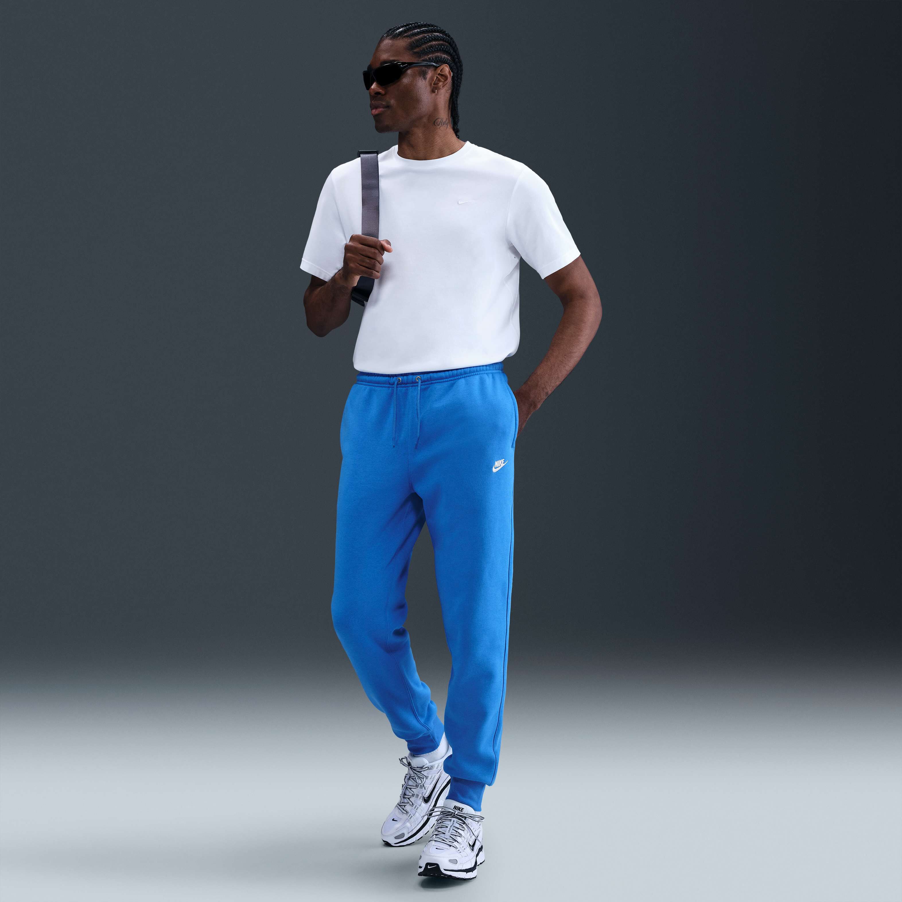 Nike Club image number 0