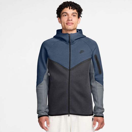Nike Tech