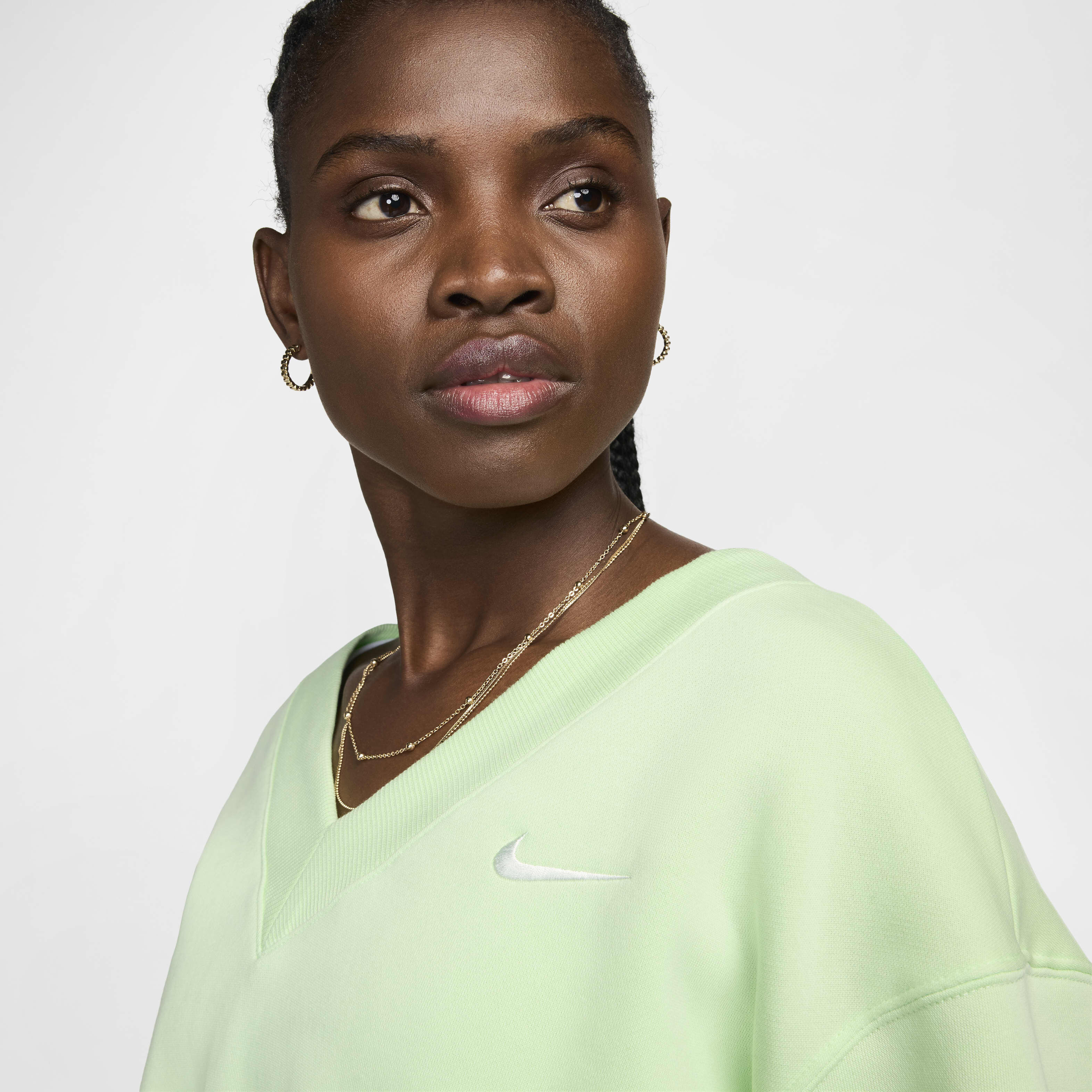 نايكي سبورتسوير فينكس فليس image number 2