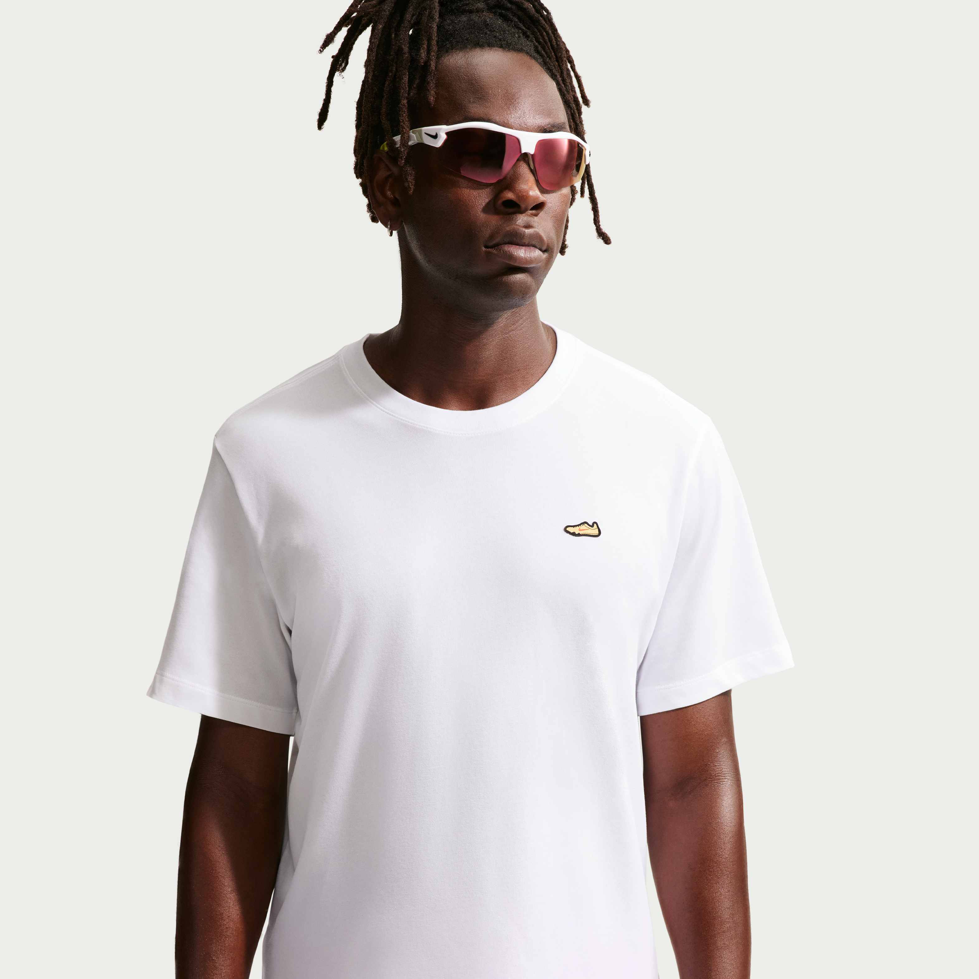 Nike Retro image number 0