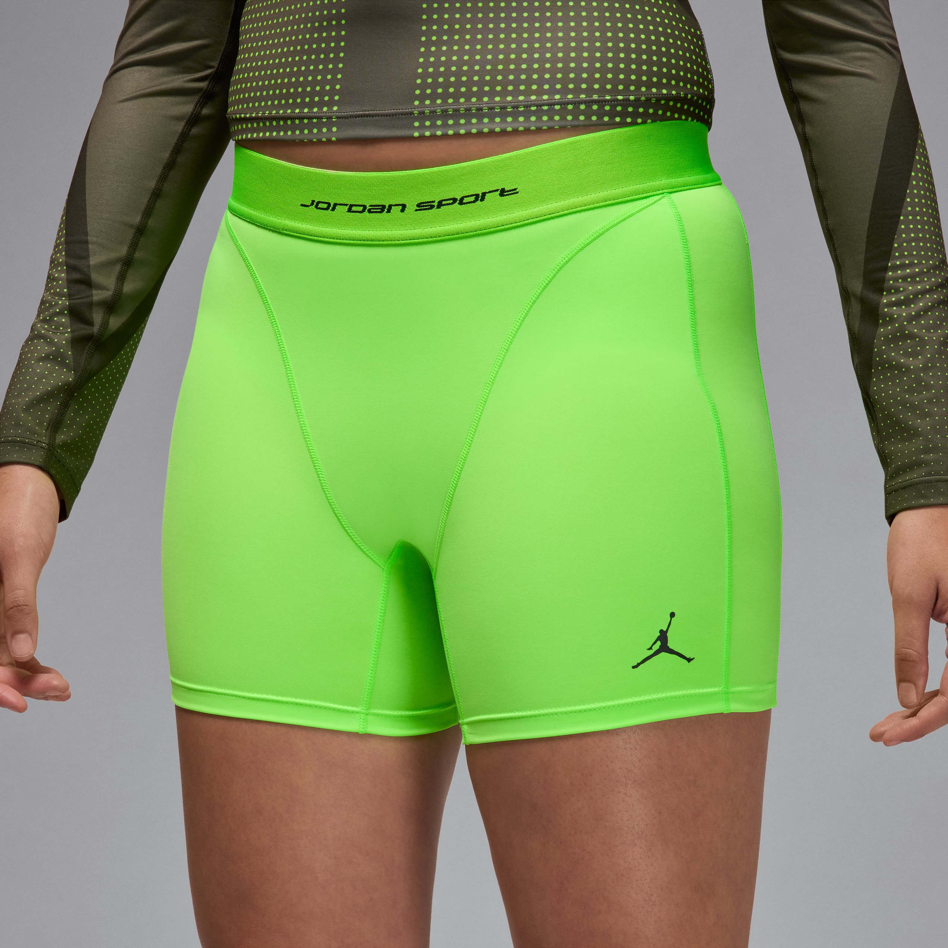 Jordan Sport Leak Protection: Period image number 1