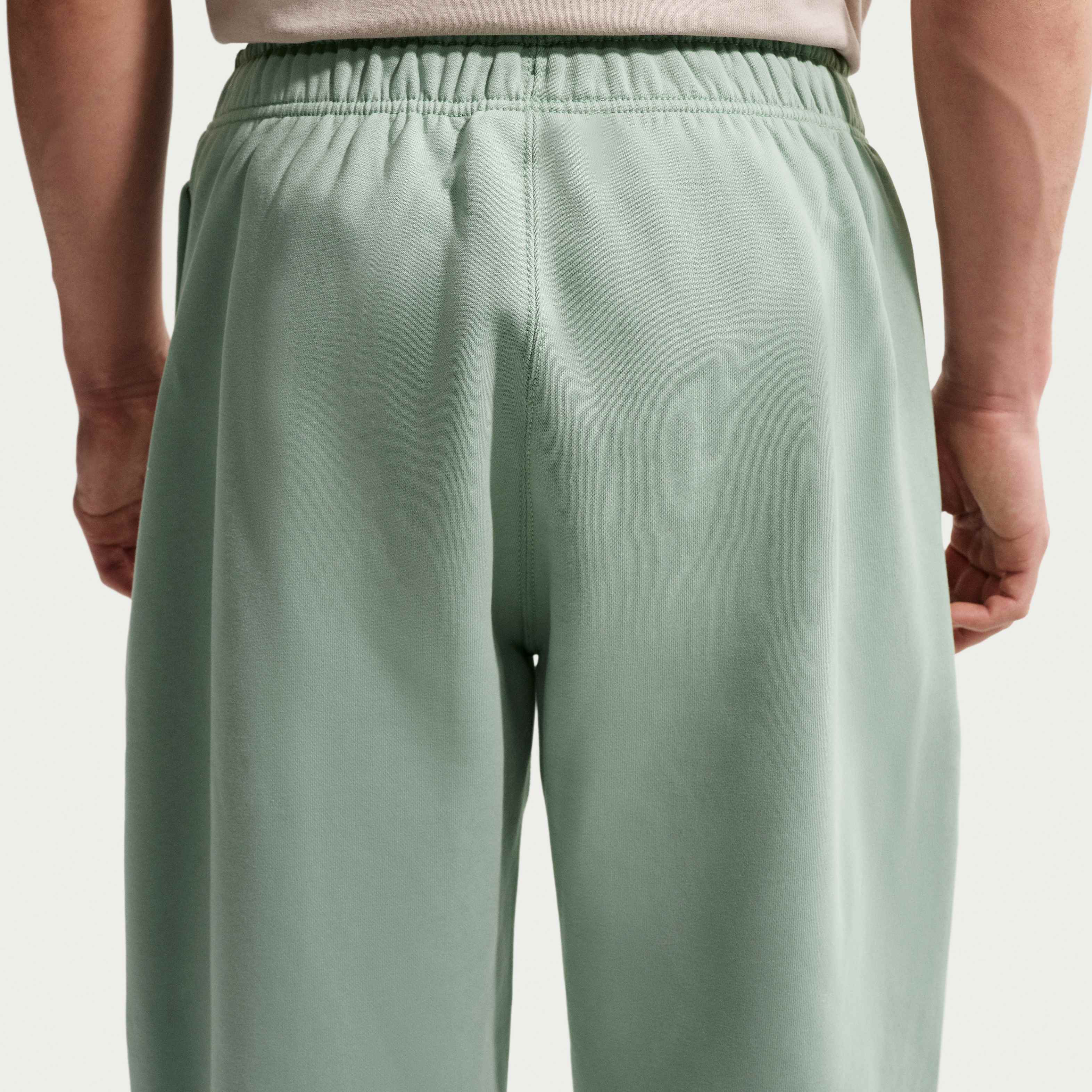 نايكي سولو سووش image number 2