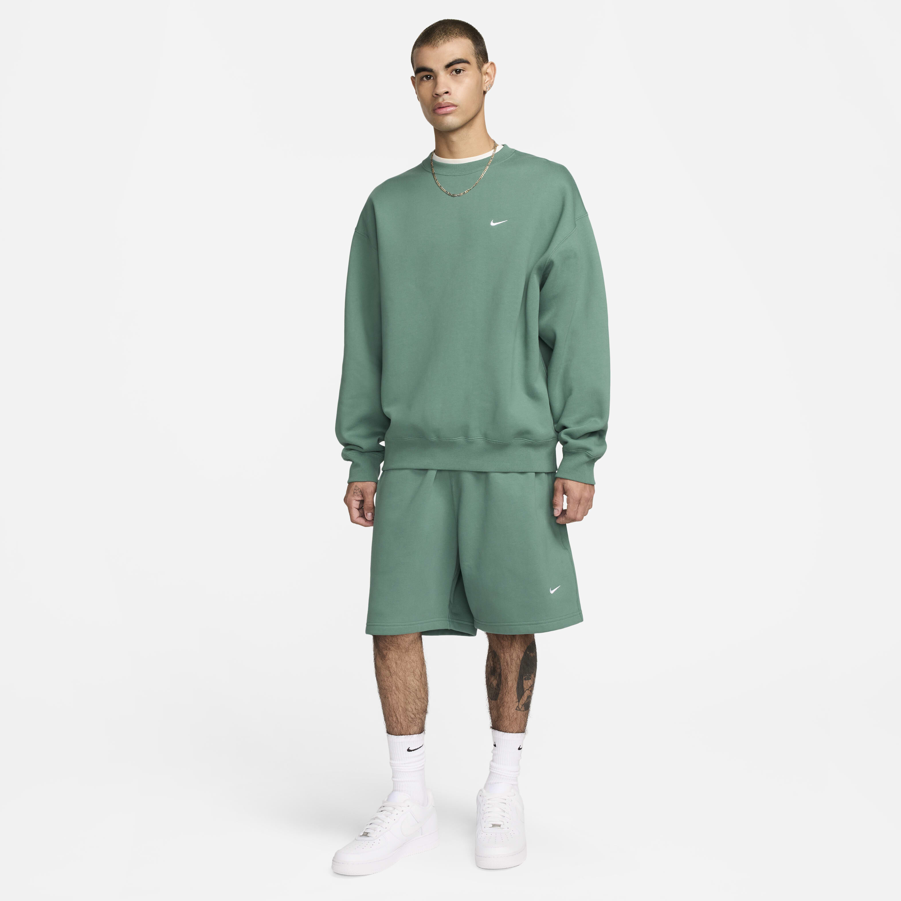 Nike Solo Swoosh image number 4